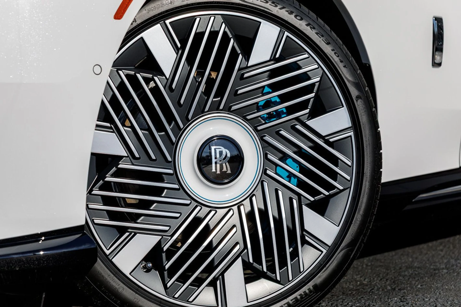 mph001_705010280_0ad63d86e88c1ef68d4f96cb8bb6bd6bx_75c966c6c5