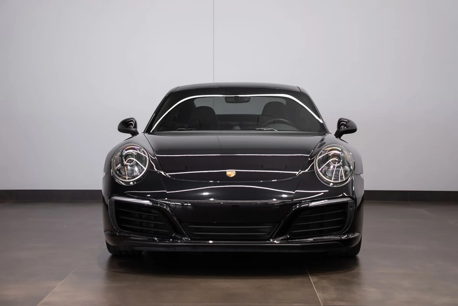 mph001_705321904_porsche_911_2017_bbf3dbb2e9