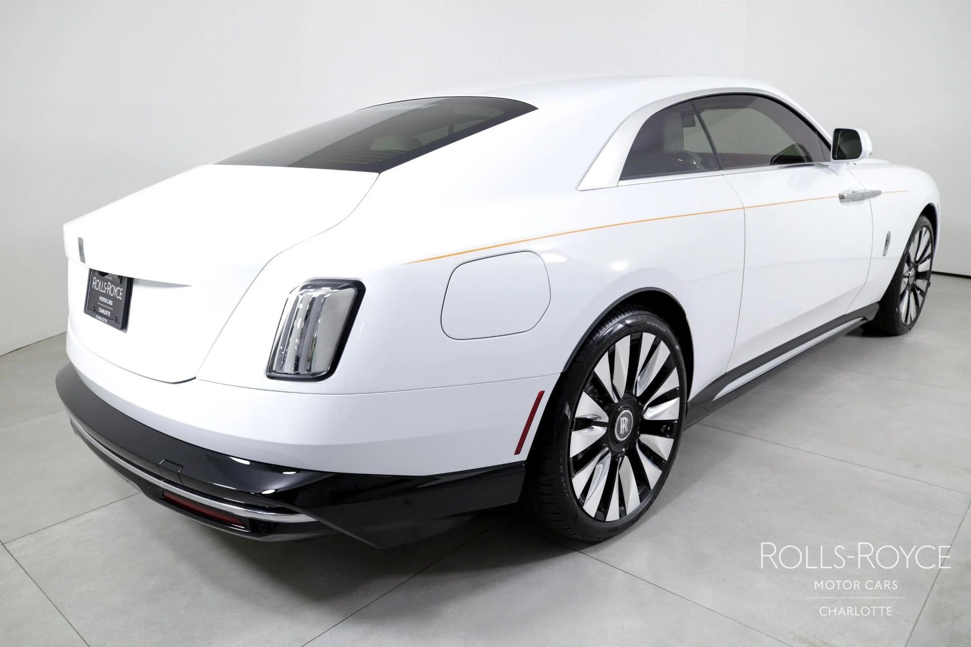 mph001_712907282_Used_2024_Rolls_Royce_Spectre_1722271602_a66bde5e3e