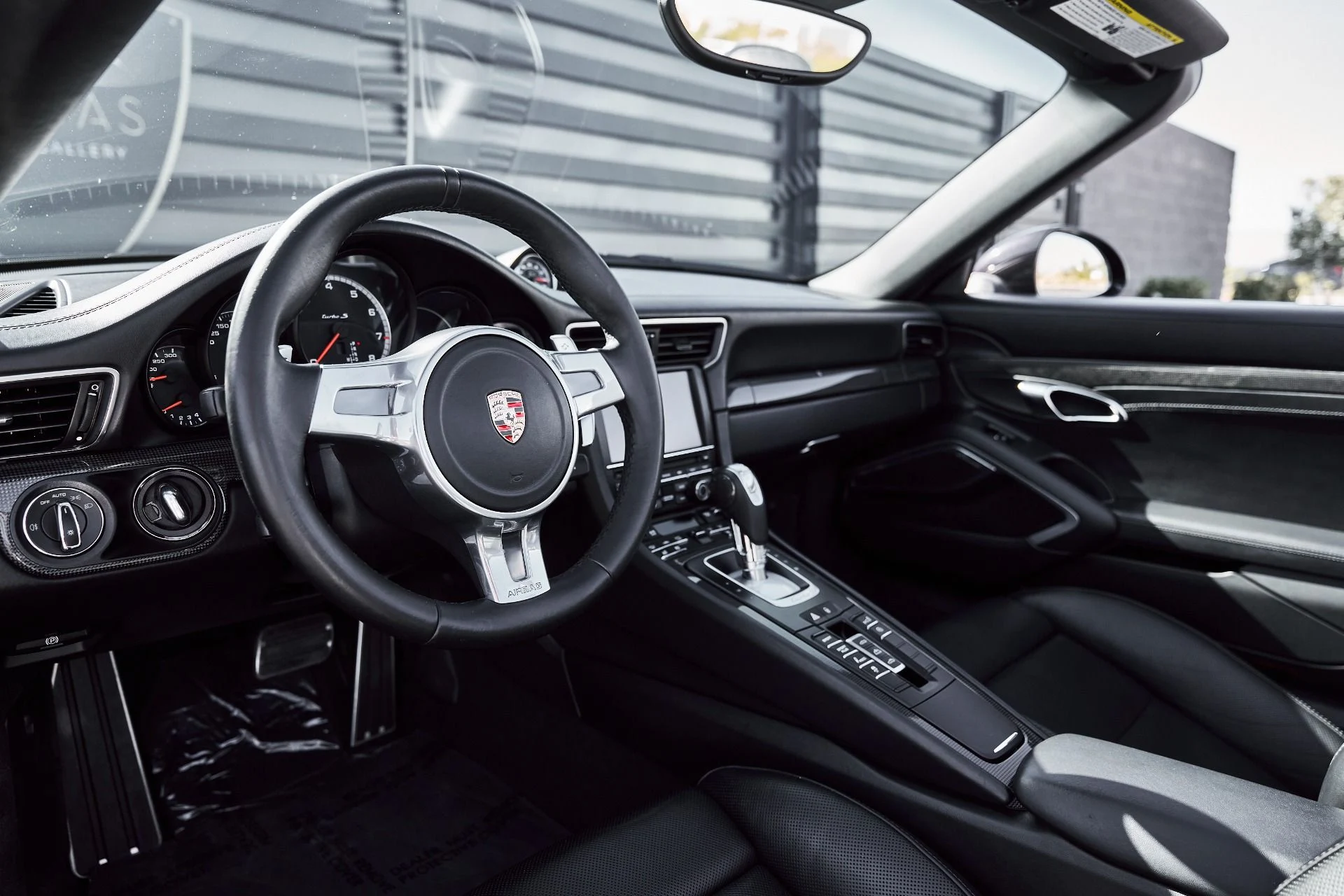 mph001_717486883_Used_2014_Porsche_911_Turbo_S_1776734549_29392deac9