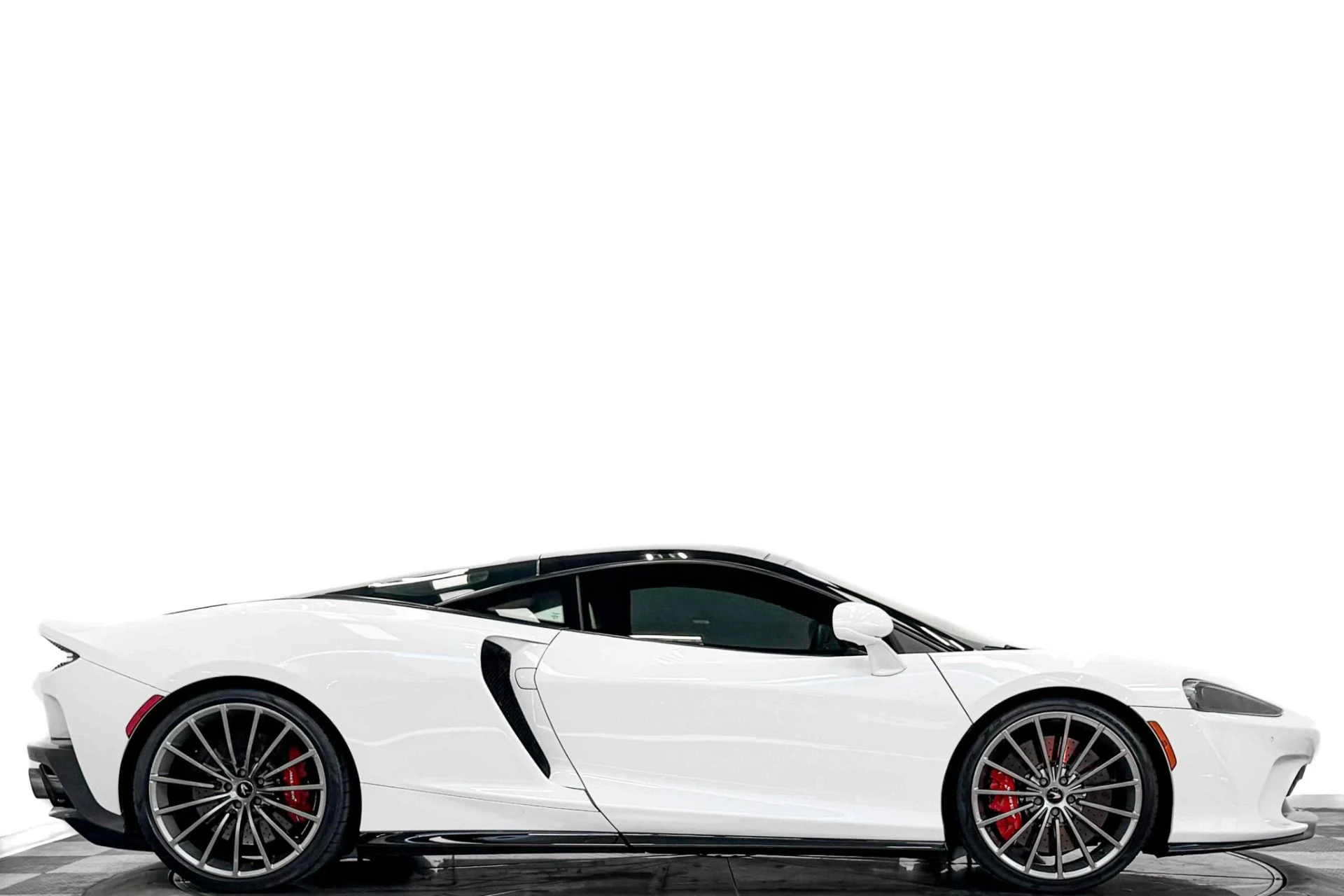 mph001_731140751_Used_2021_Mc_Laren_GT_Leather_and_Alcantara_Interior_Bowers_and_Wilkins_Audio_1785172366_872ecfc544