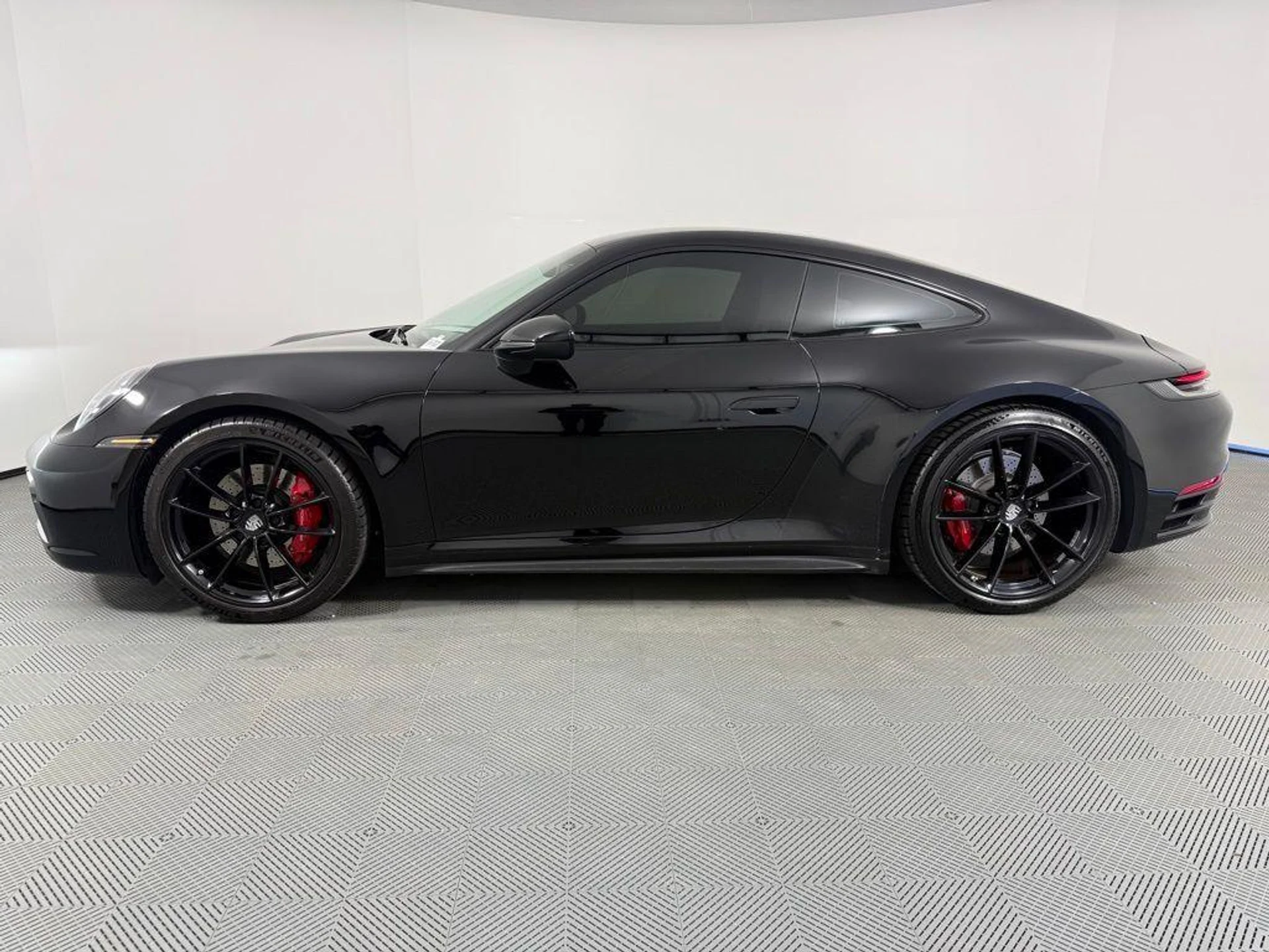 mph001_737239586_pe_Gp8_In_RN_SEH_1aiv_GOR_5y0x_X1_A_6f783be4f5