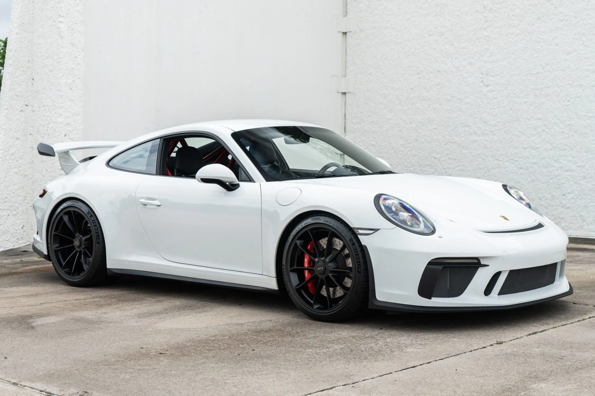 mph001_748855226_Used_2018_Porsche_911_GT_3_1780955665_f8e508b145
