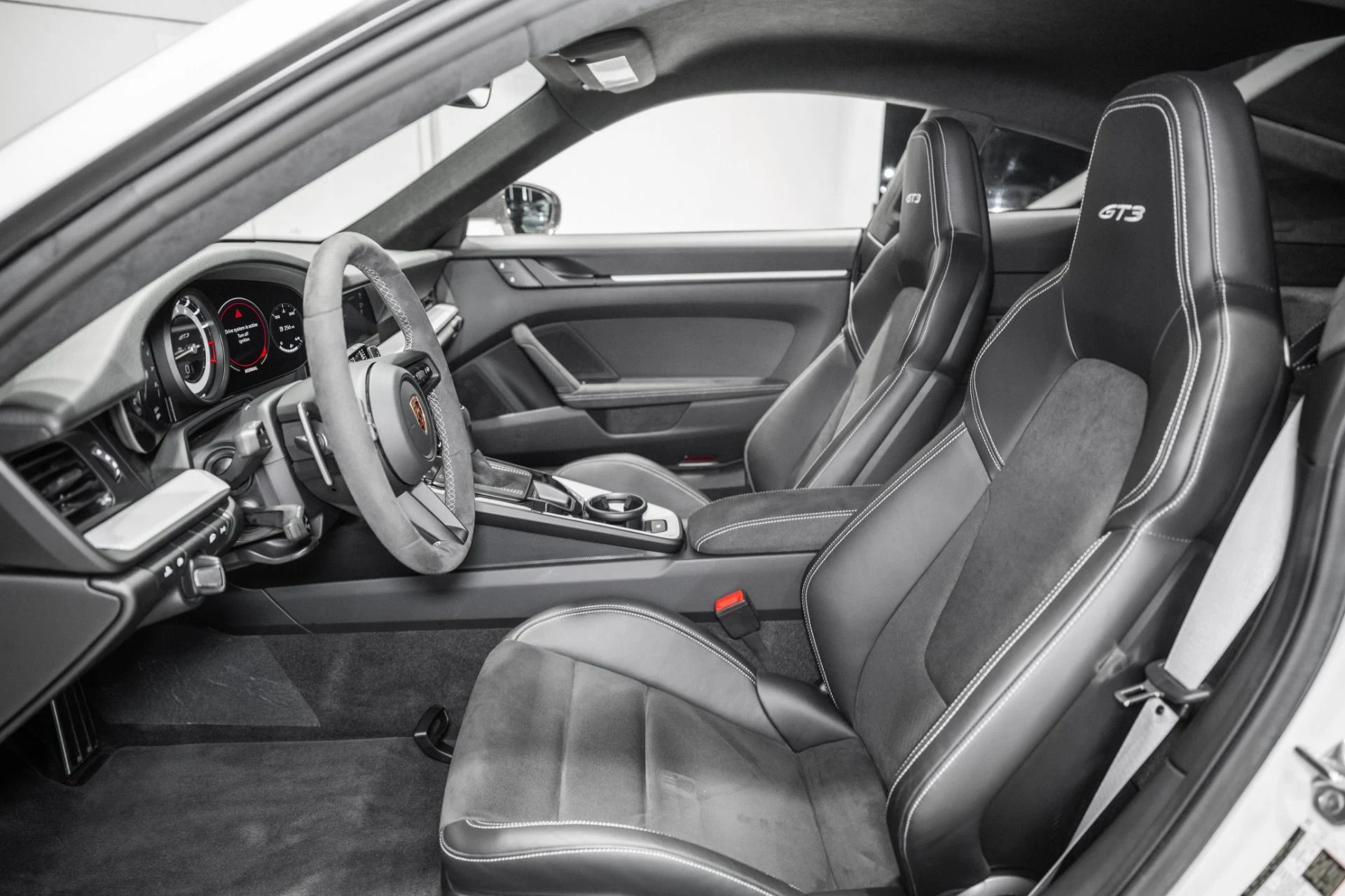 mph001_751174757_Used_2022_Porsche_911_GT_3_1767714919_e08b526c15