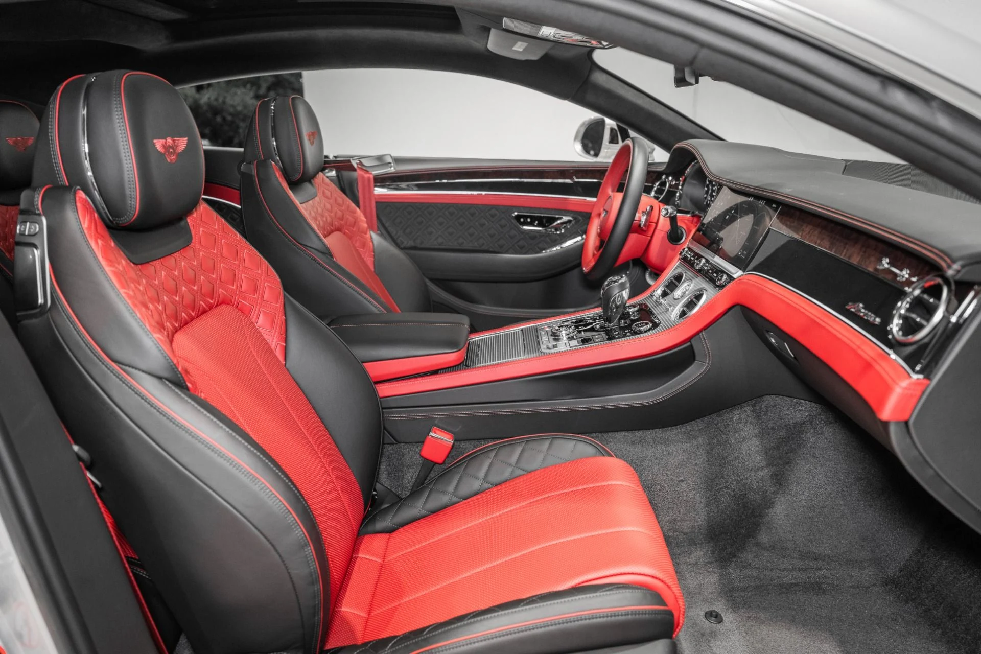 mph001_776872445_Used_2023_Bentley_Continental_GT_V8_1790800356_3f63e95ba4