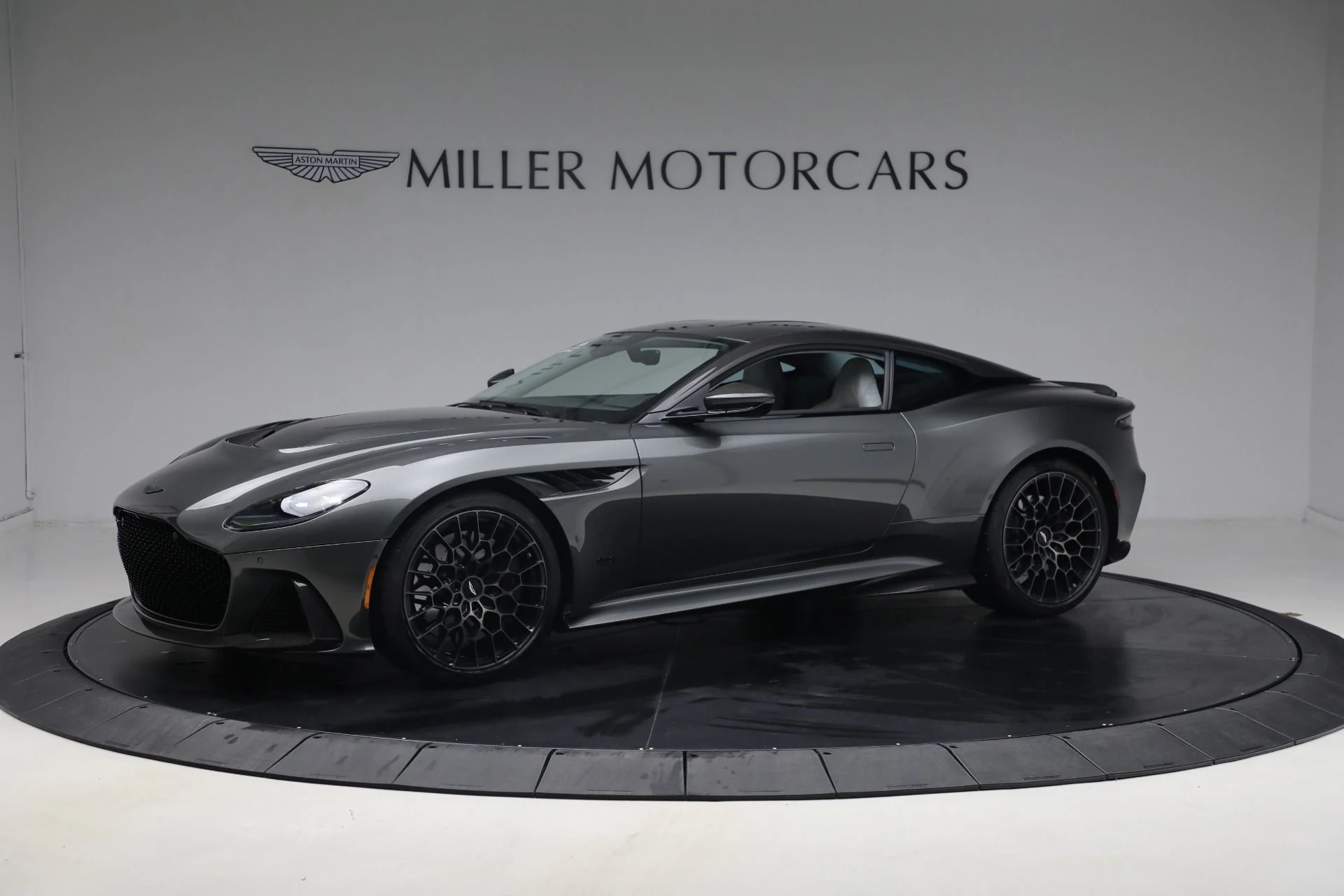 mph001_779031224_Used_2023_Aston_Martin_DBS_770_Ultimate_c544b0c6ad