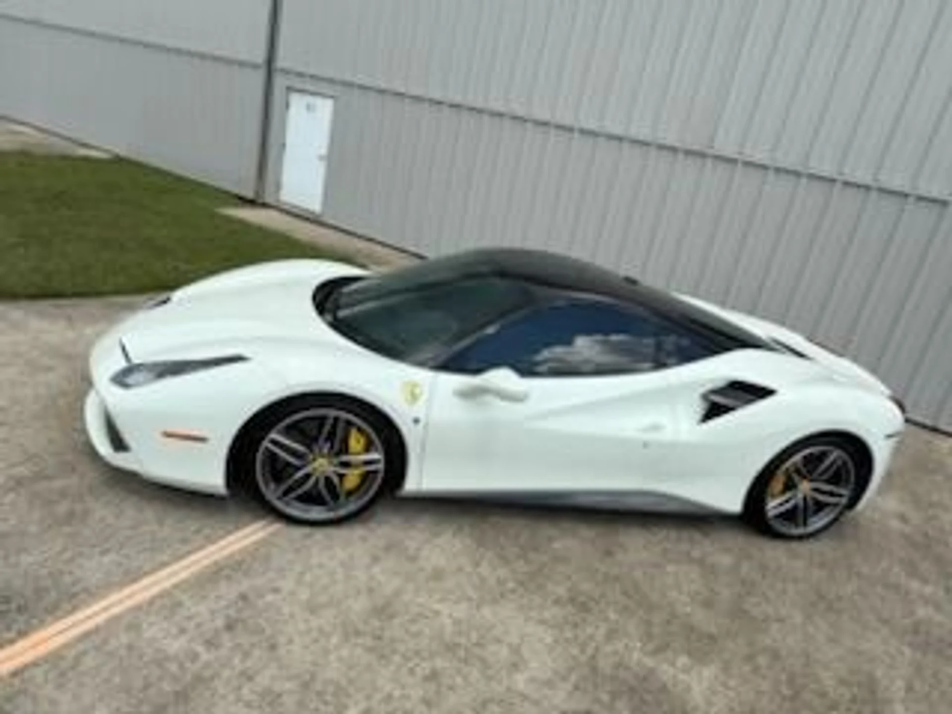 mph001_781372344_Used_2017_Ferrari_488_GTB_1759361026_3cac71cc6f