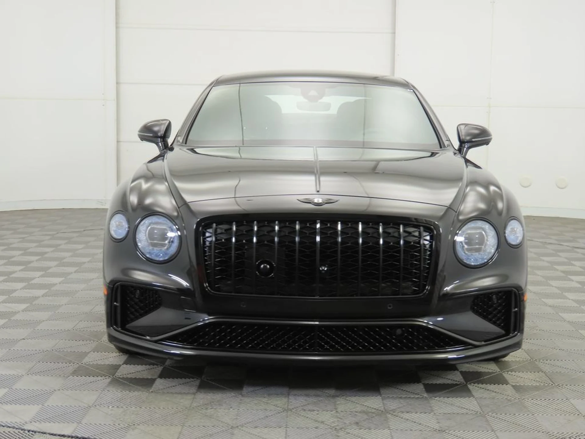 mph001_781542781_new_2025_bentley_flying_spur_8119_22943437_2_1024_161893960c