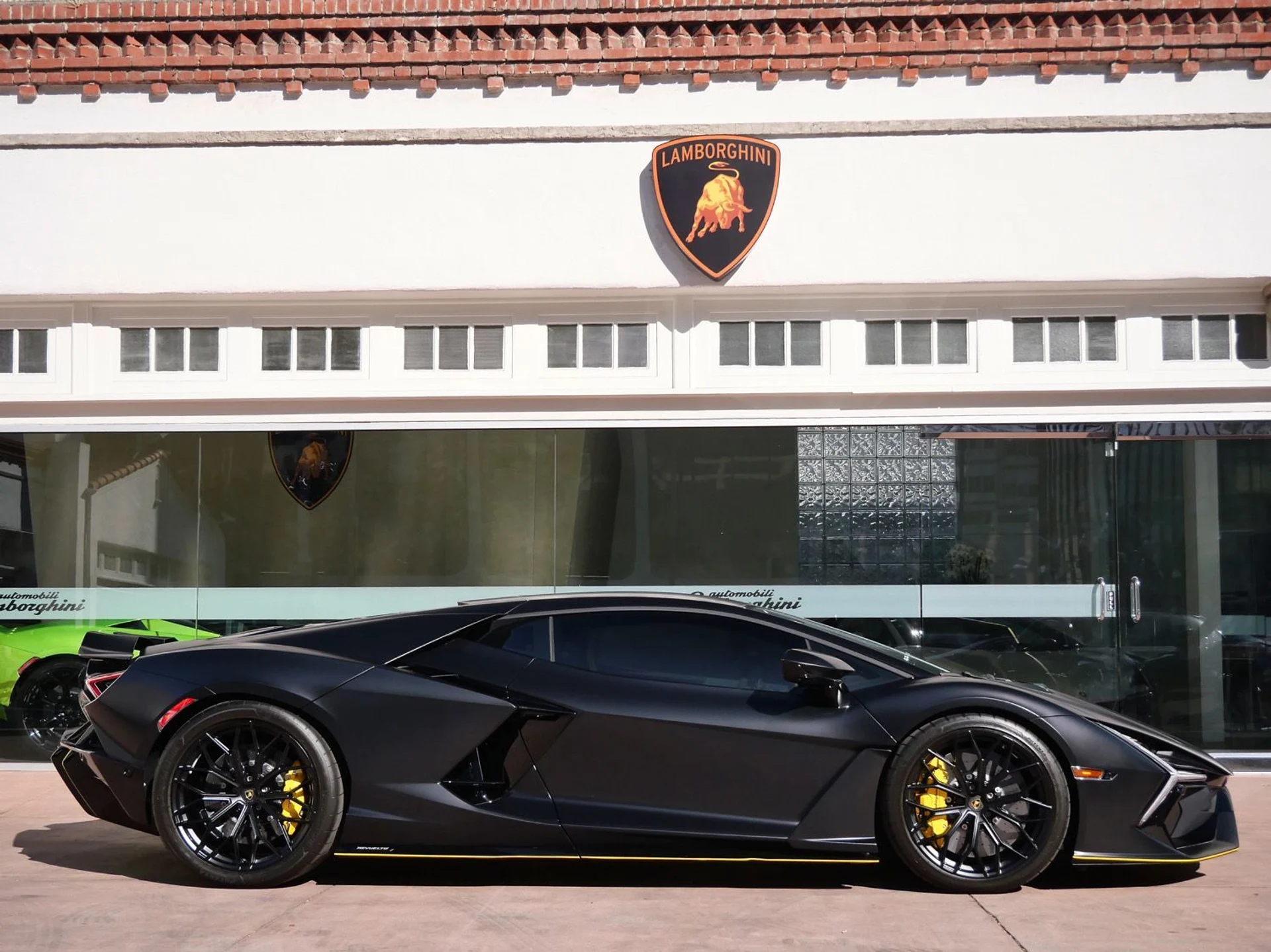 mph001_782875592_2d1cab6da83216b6b4f66fcebdb5f47bx_b36e24610e