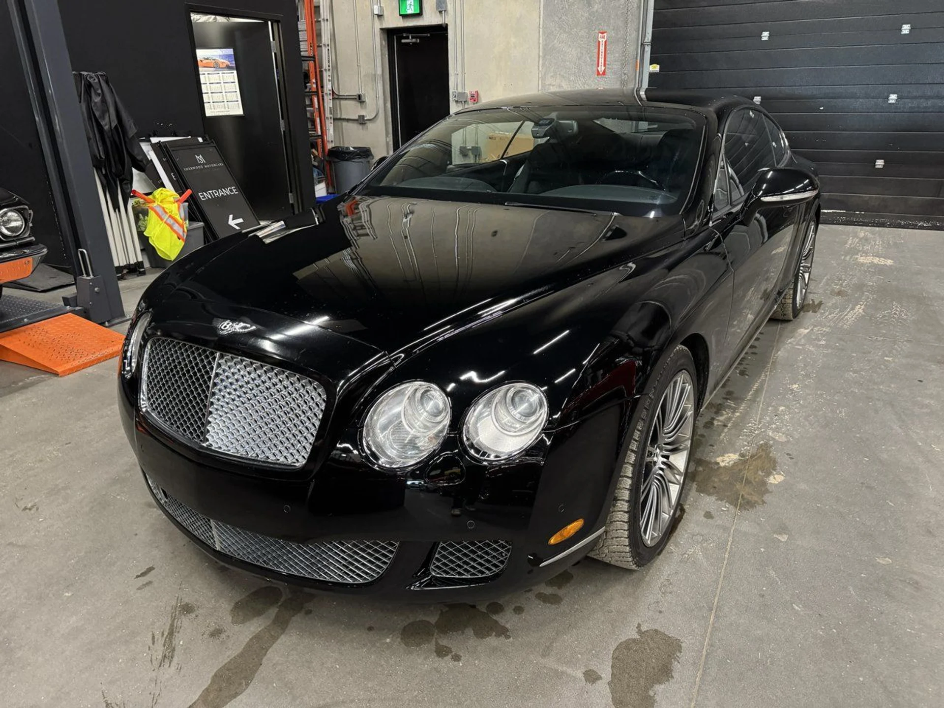 mph001_791300230_bentley_continental_gt_2009_09438d2a60