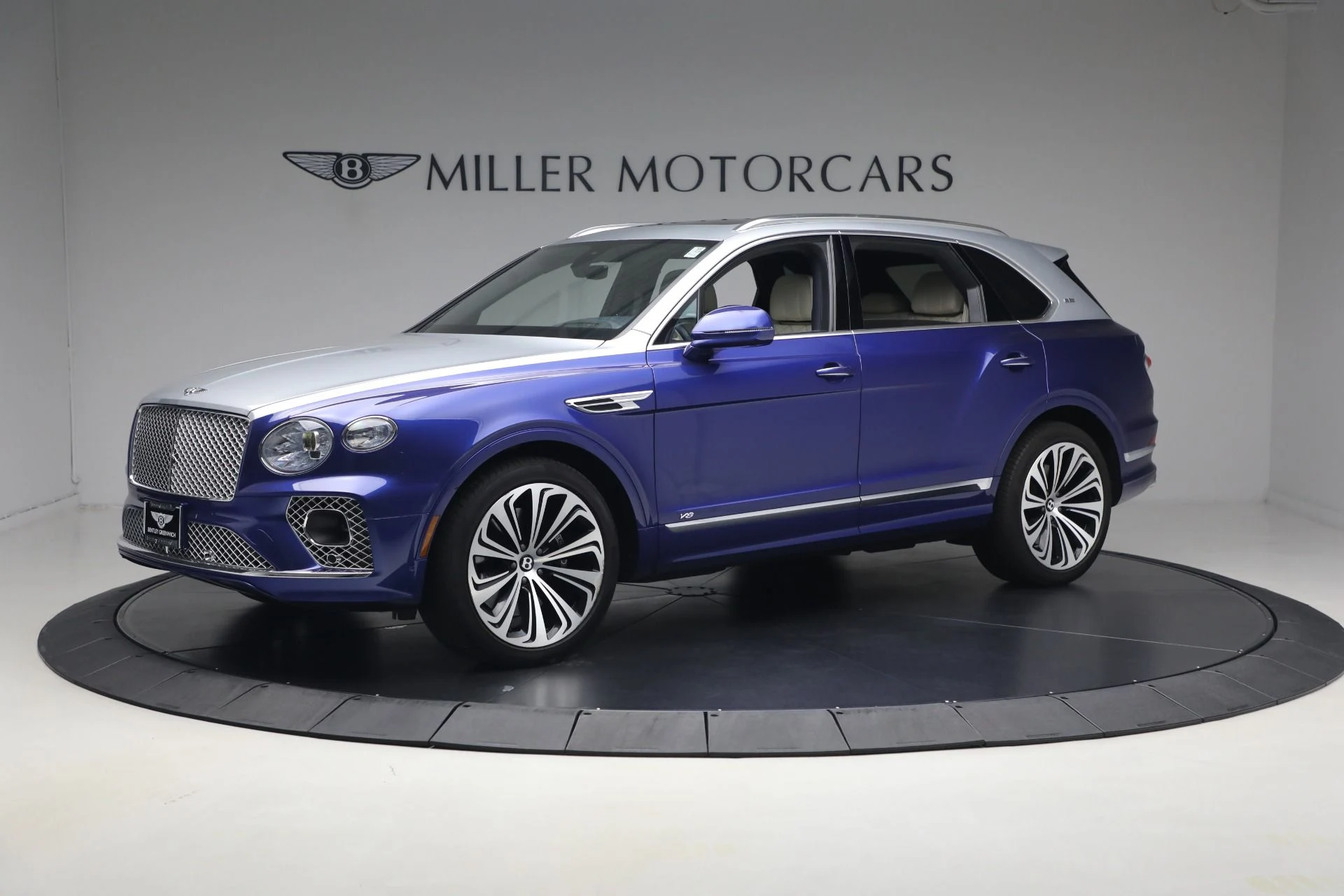 mph001_795990063_Used_2022_Bentley_Bentayga_V8_1780928712_f0b4aa7bb0