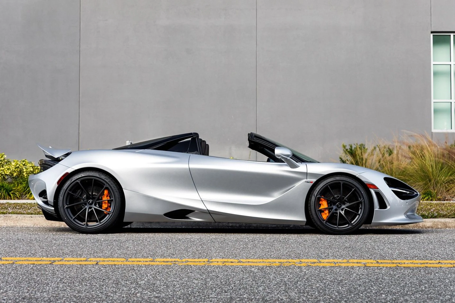 mph001_798503613_633_p2_l_320ca31bb1