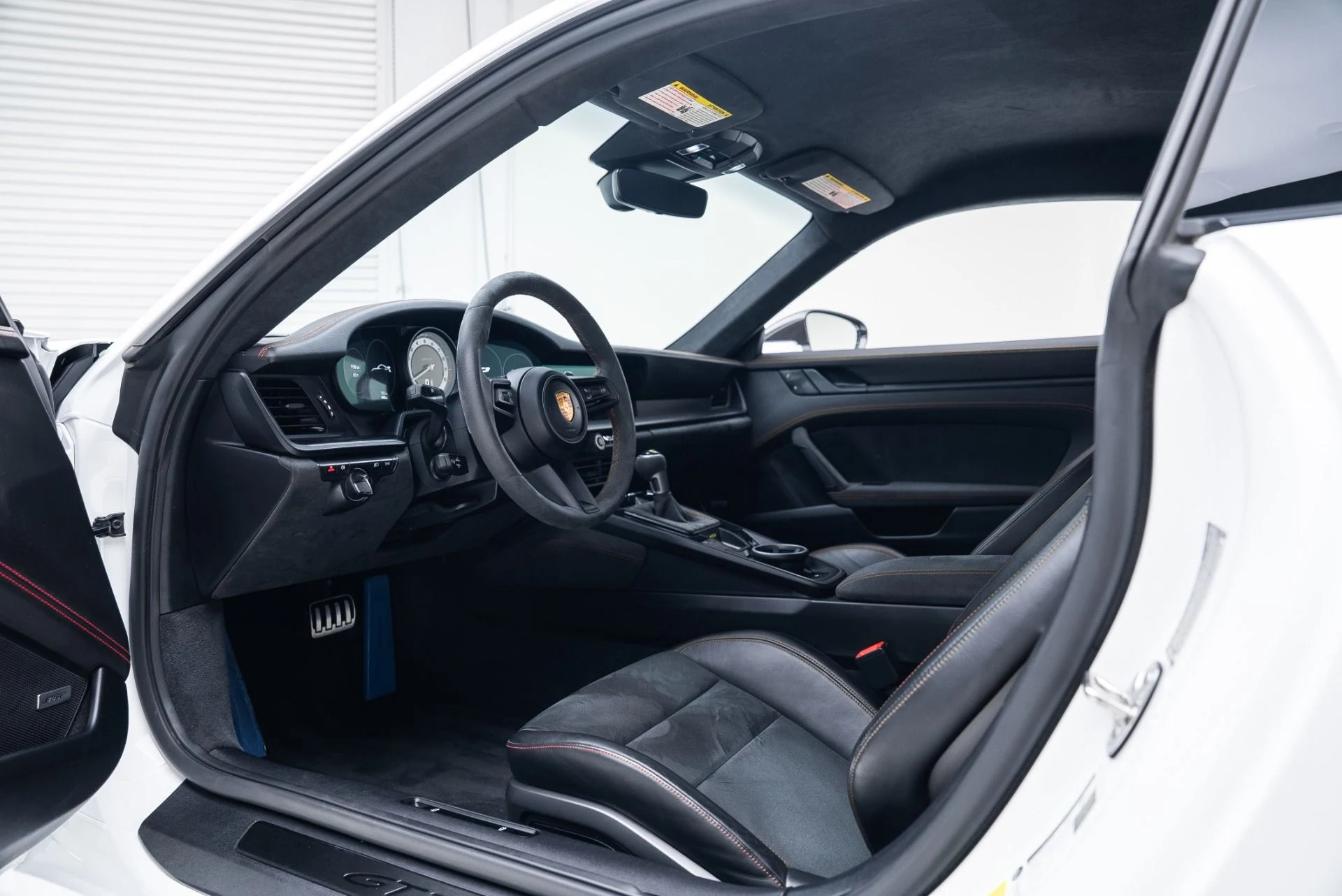 mph001_80780106_Used_2022_Porsche_911_GT_3_1764803132_f4716a6eee