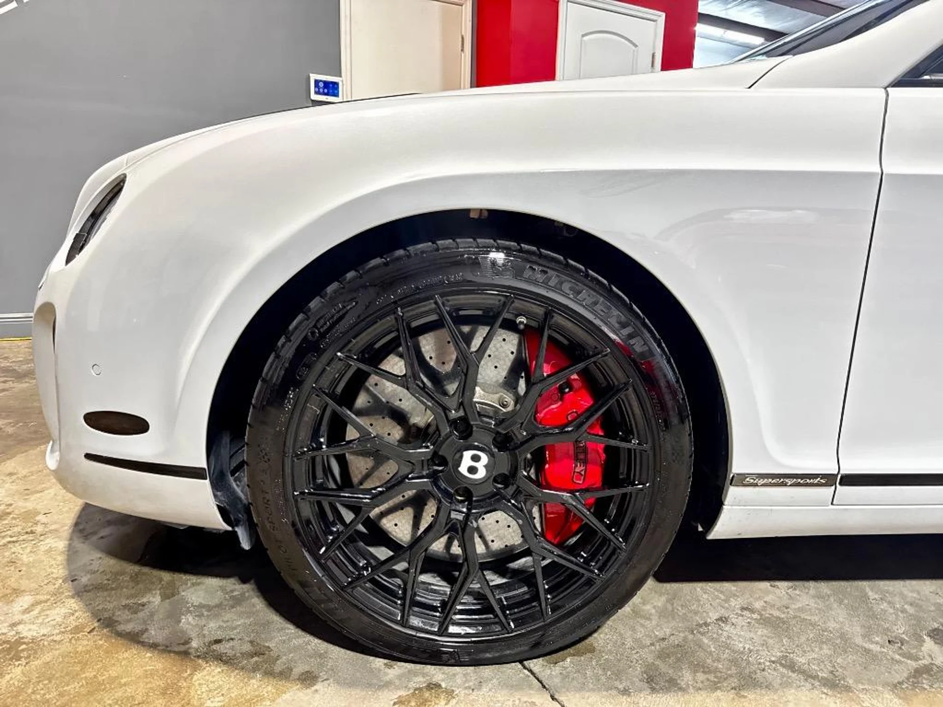 mph001_81017297_29ba612ce238c0d2c1440df6f7bc581fb72a5d7f_14242ffe37