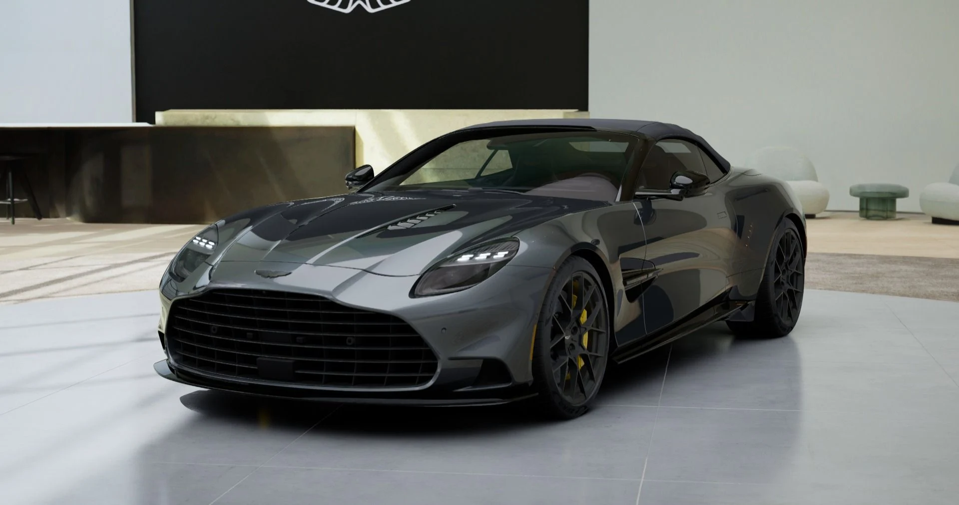 mph001_814615843_New_2026_Aston_Martin_Vanquish_Volante_1787944540_f30ebdbc94