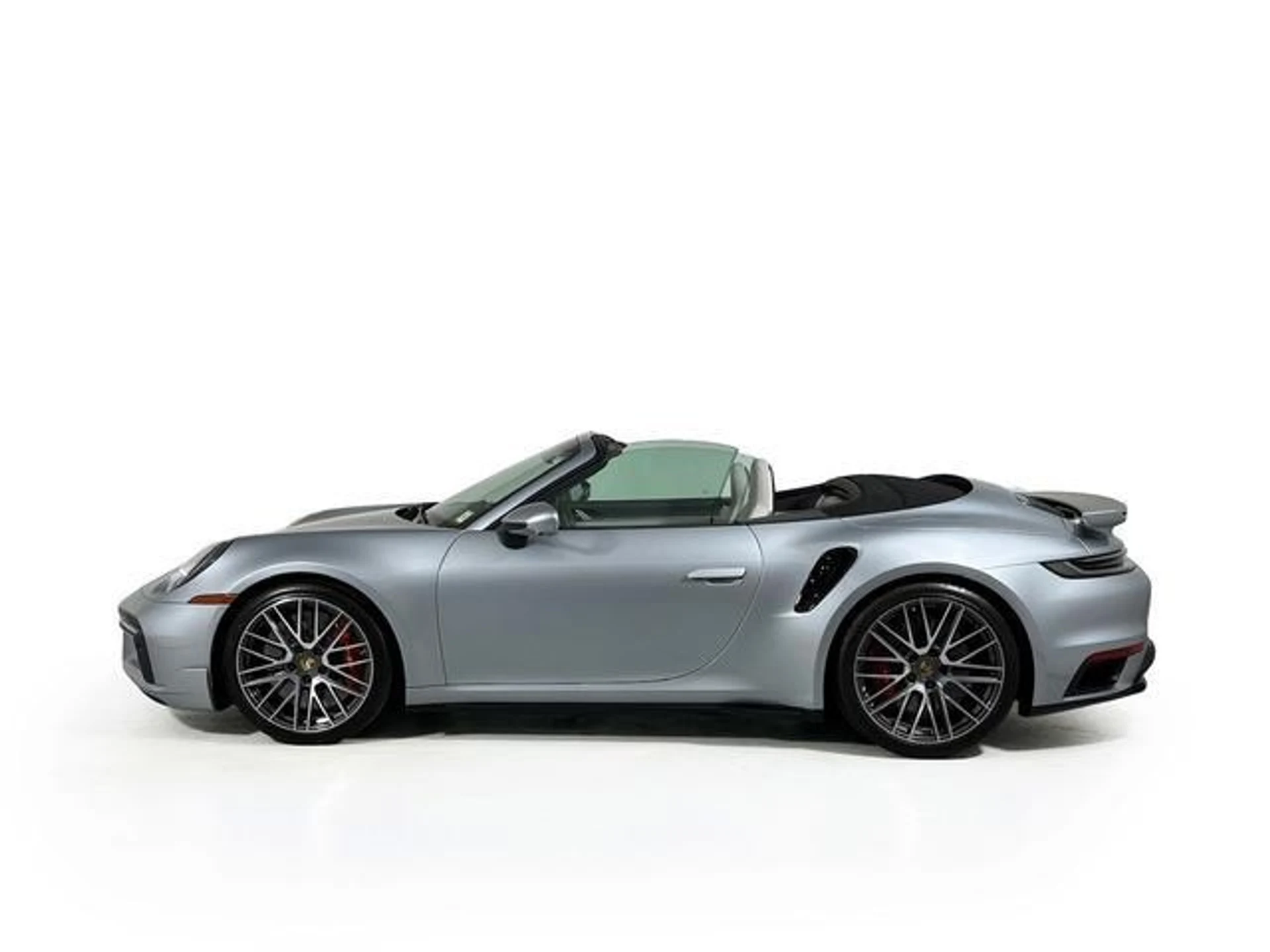 mph001_819194631_6n_Fh_Fu6_Ov89v_Qpq_Lef_IR_Muvcha_A_fb47359175