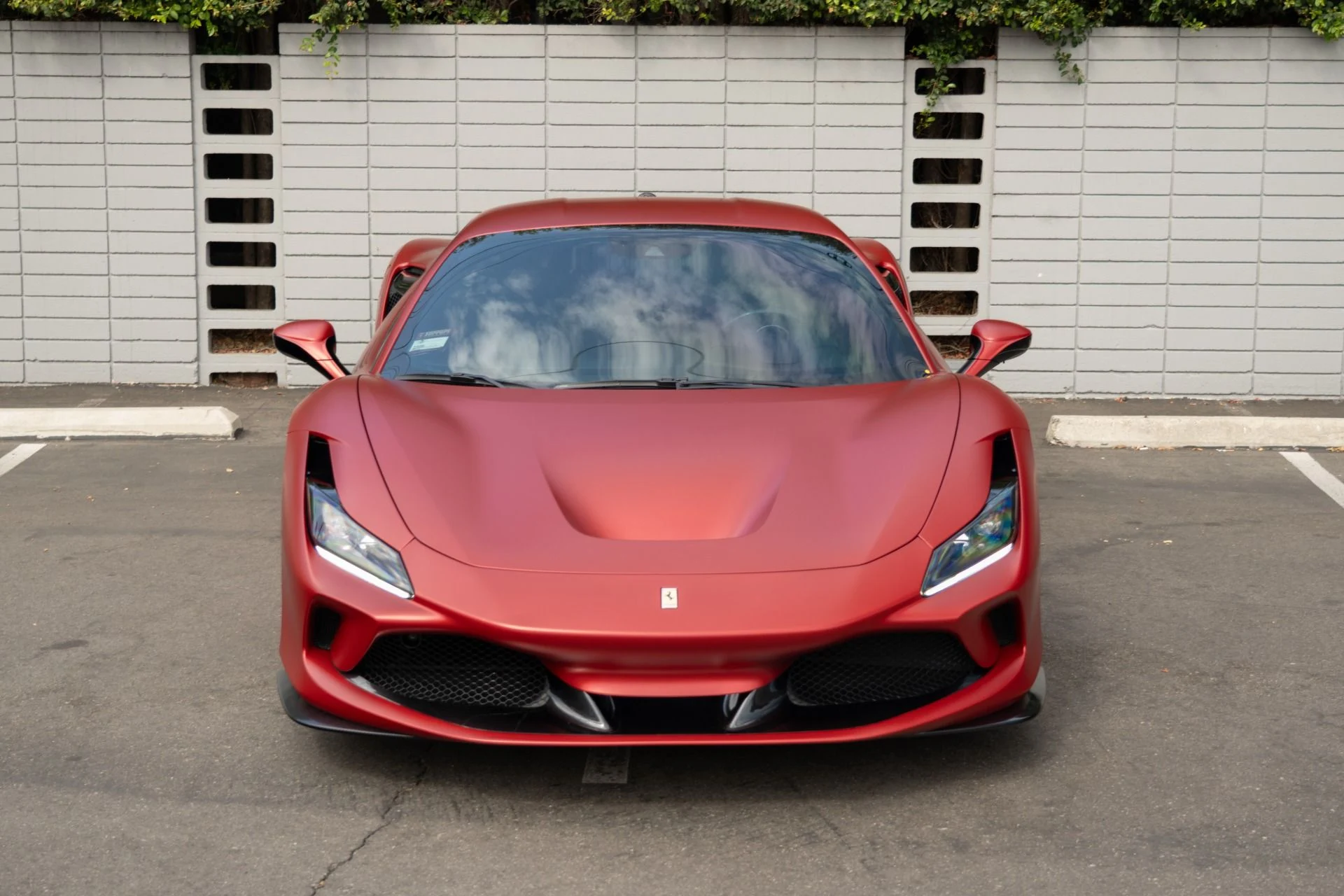mph001_821598338_Used_2020_Ferrari_F8_Tributo_1756838529_6b685acfc4