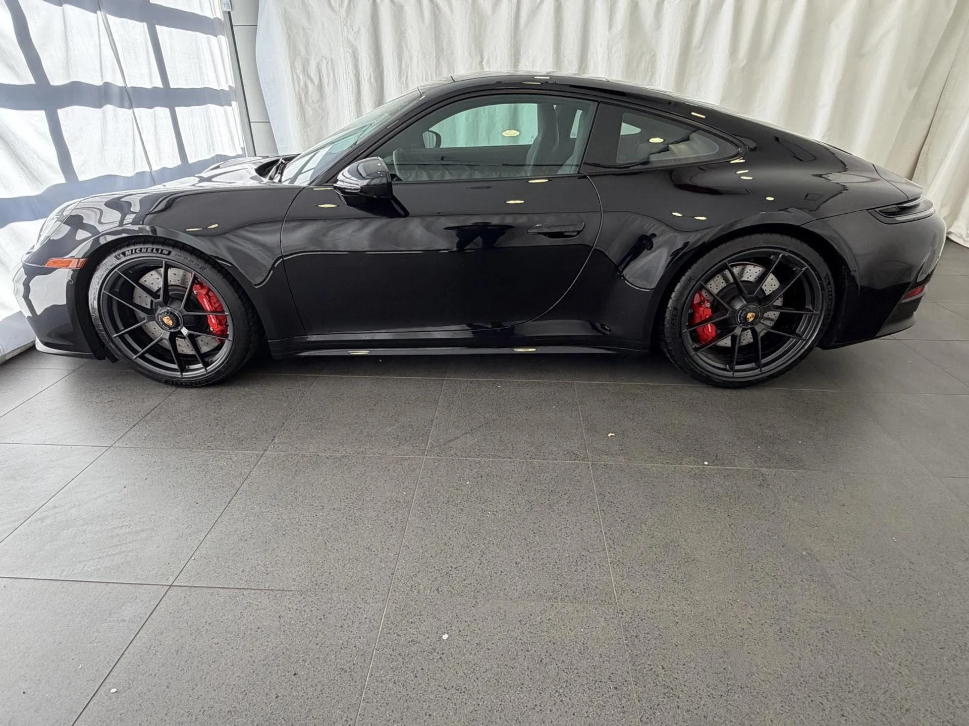 mph001_824194625_cf5b540067aa88c2bd3d87fed2550577x_9ca8835751