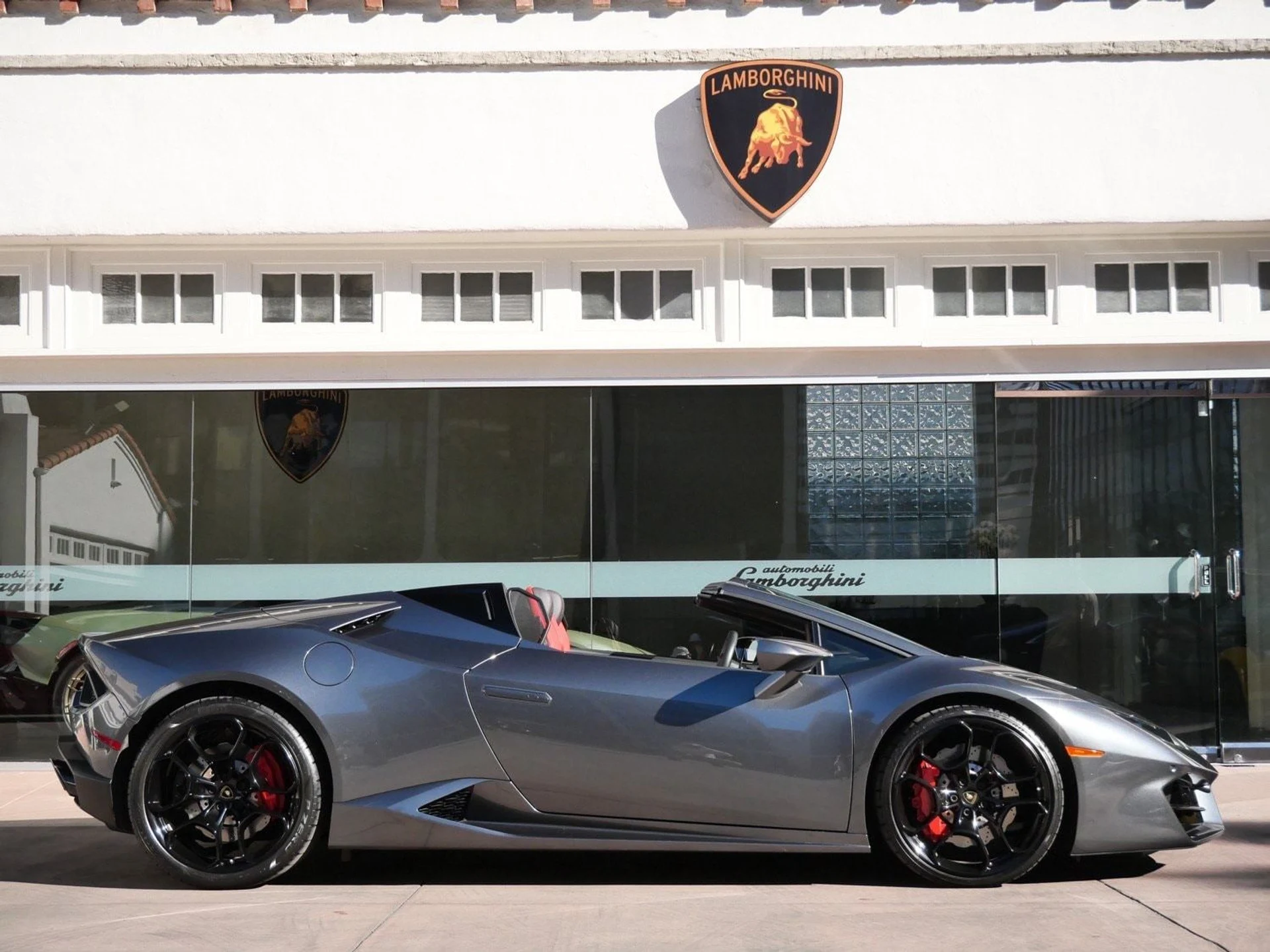 mph001_824519276_9f546c8a82a1d9bdd03f75ba5a7a0051x_3a8a39ee99