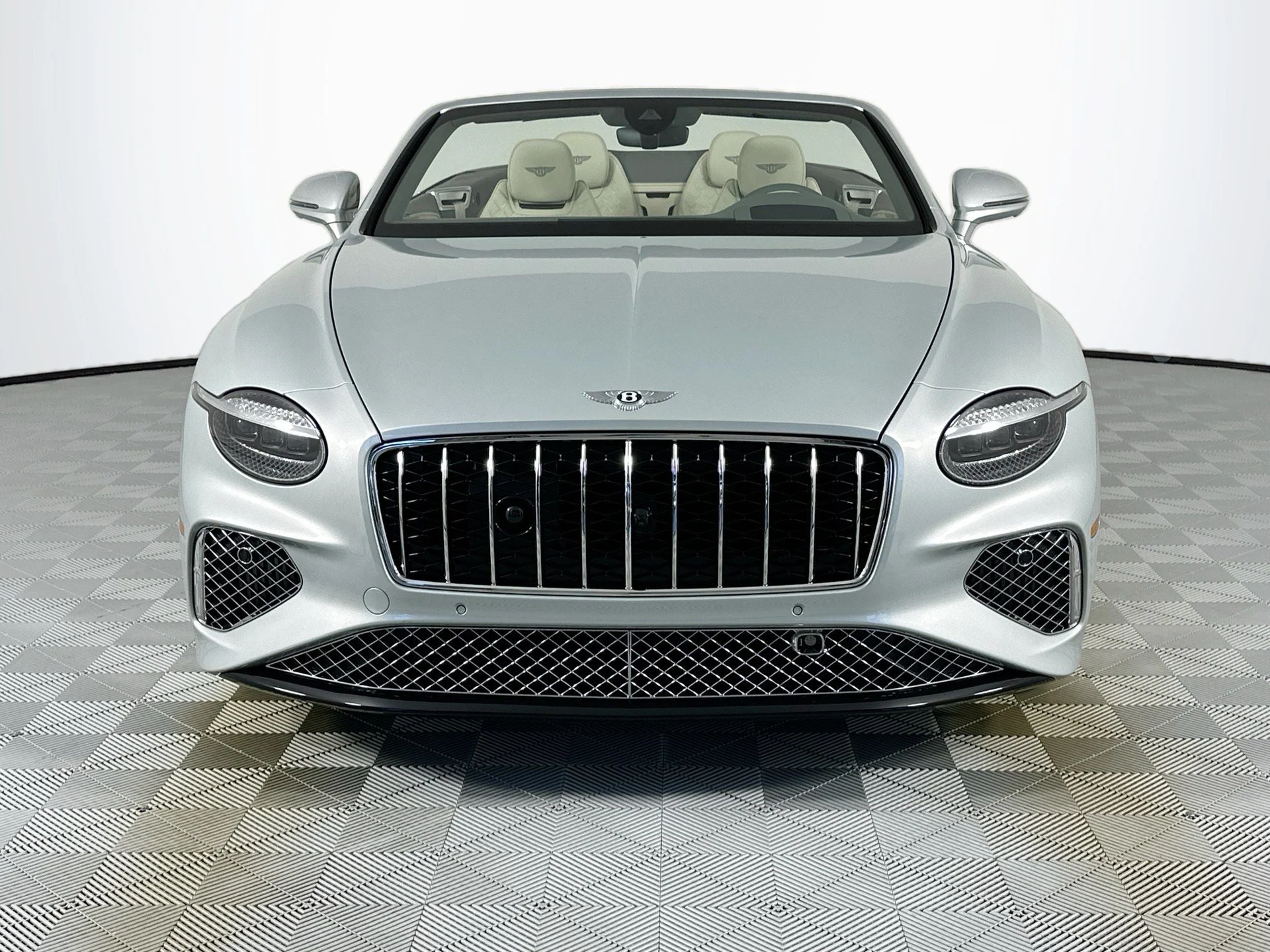 mph001_83080779_2_1d414205ca