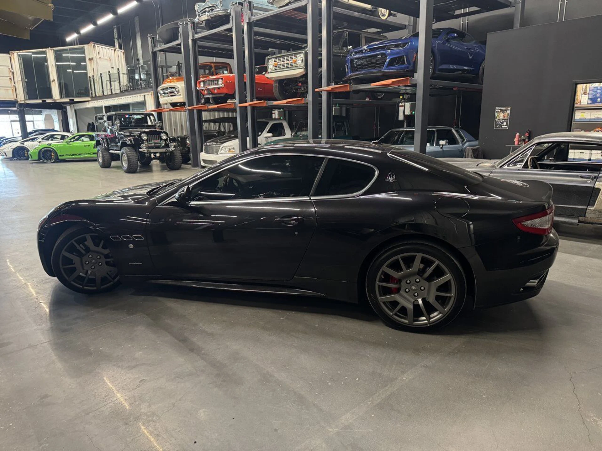 mph001_83414813_maserati_granturismo_2010_17646088dc