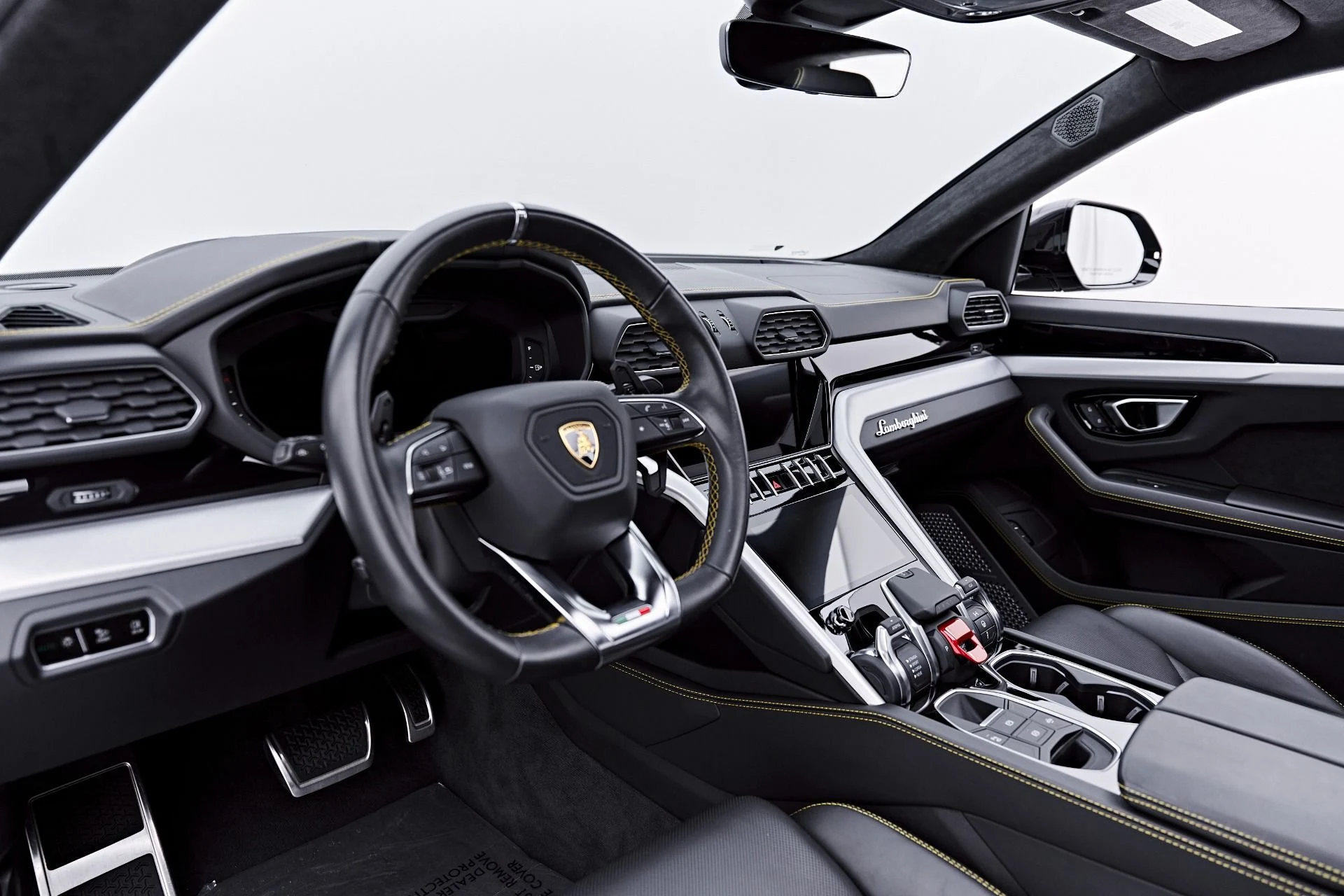 mph001_837594313_Used_2022_Lamborghini_Urus_Base_1785209631_27720026d4