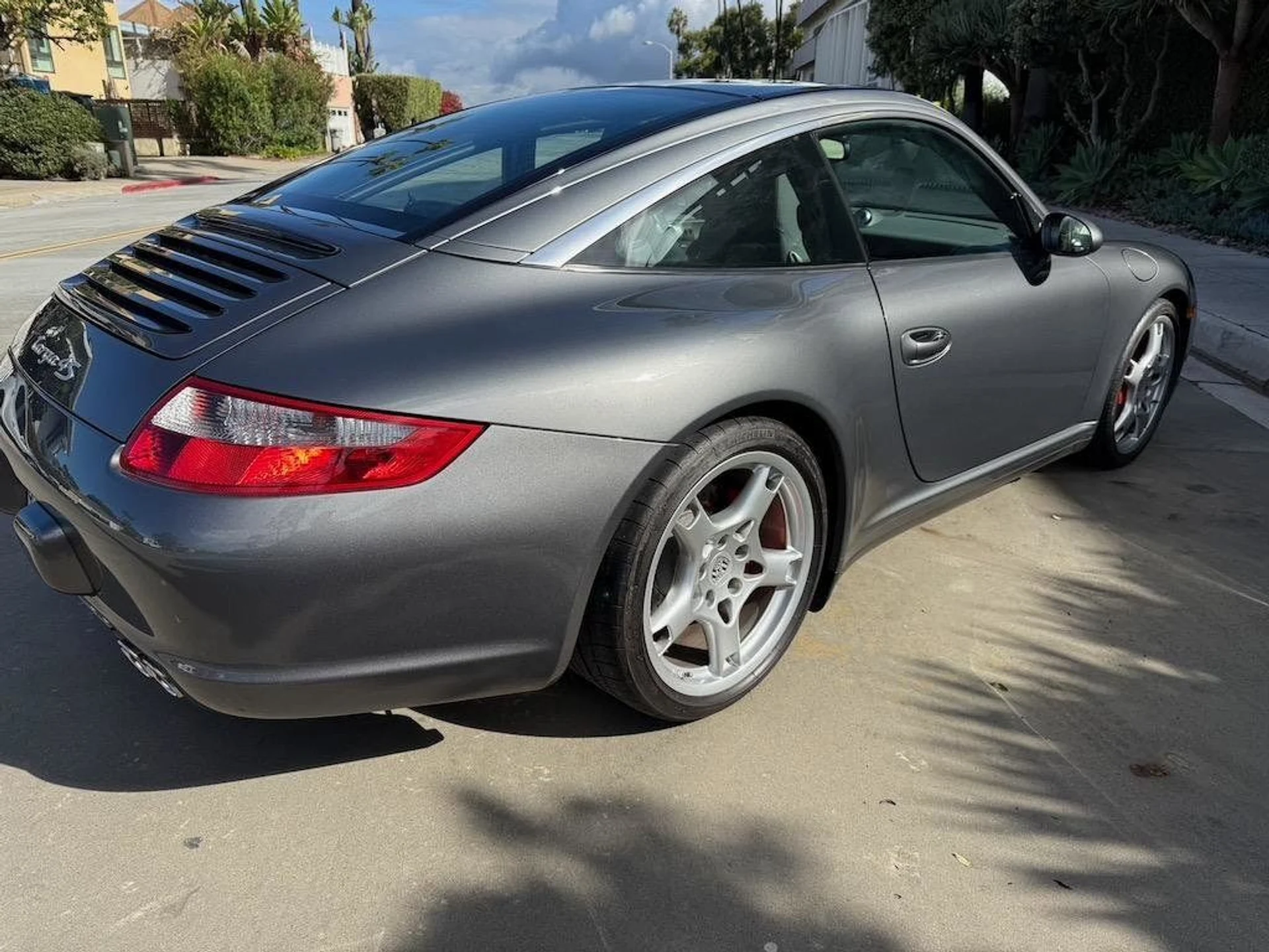 mph001_839427849_ba4322a0da3741afcfa9ac675db01ad3x_f61d423bb7