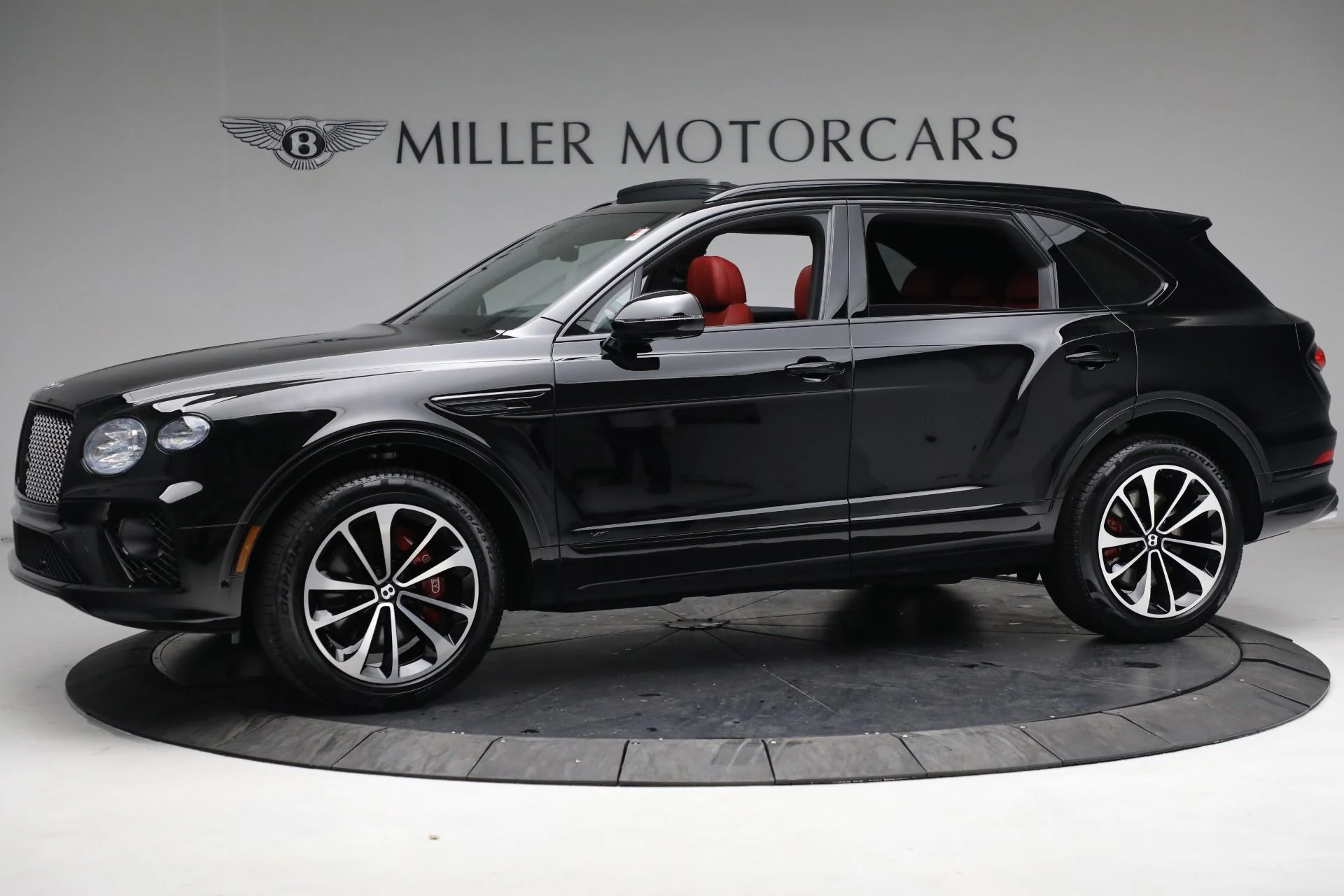 mph001_843746478_Used_2022_Bentley_Bentayga_V8_1772749614_8f69639865