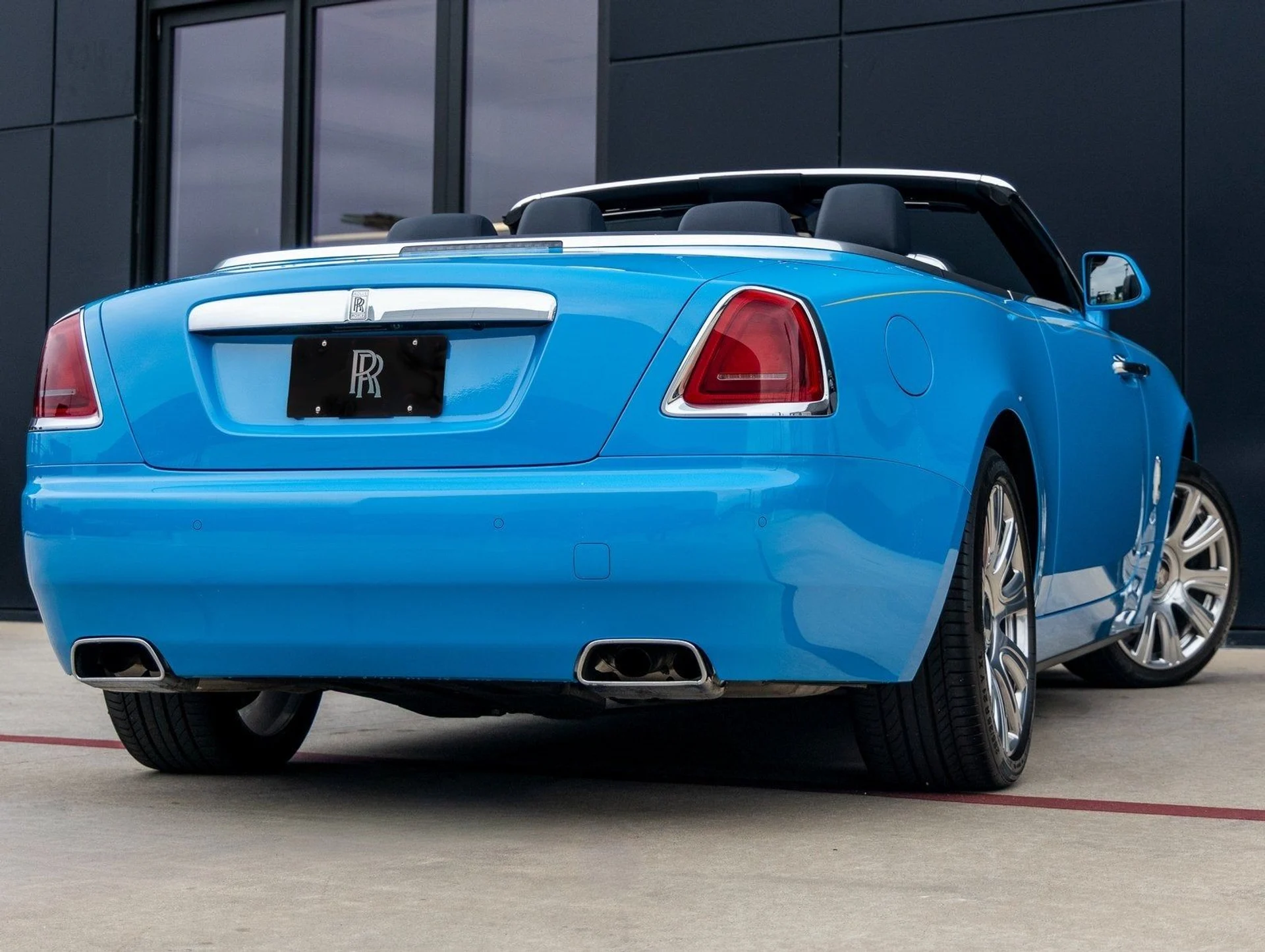 mph001_84680160_2_2851787f4a