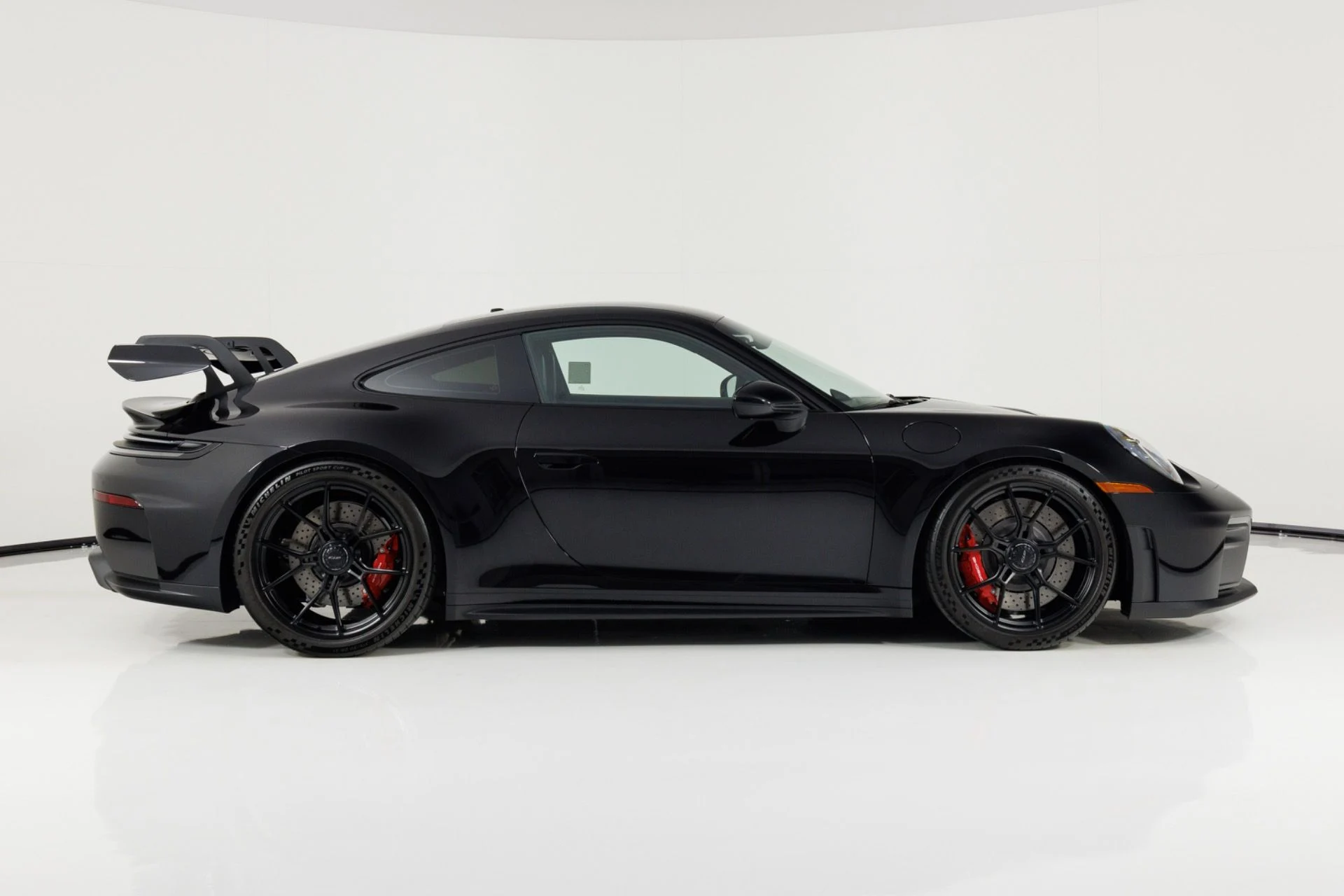 mph001_852124489_Used_2025_Porsche_911_GT_3_1777071823_8b0d35939c