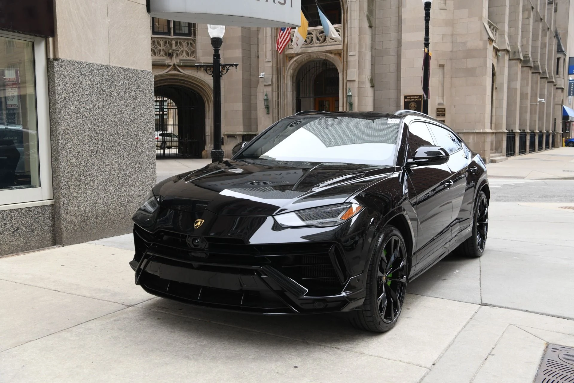 mph001_852148585_Used_2024_Lamborghini_Urus_S_1753296276_6da9e10df1