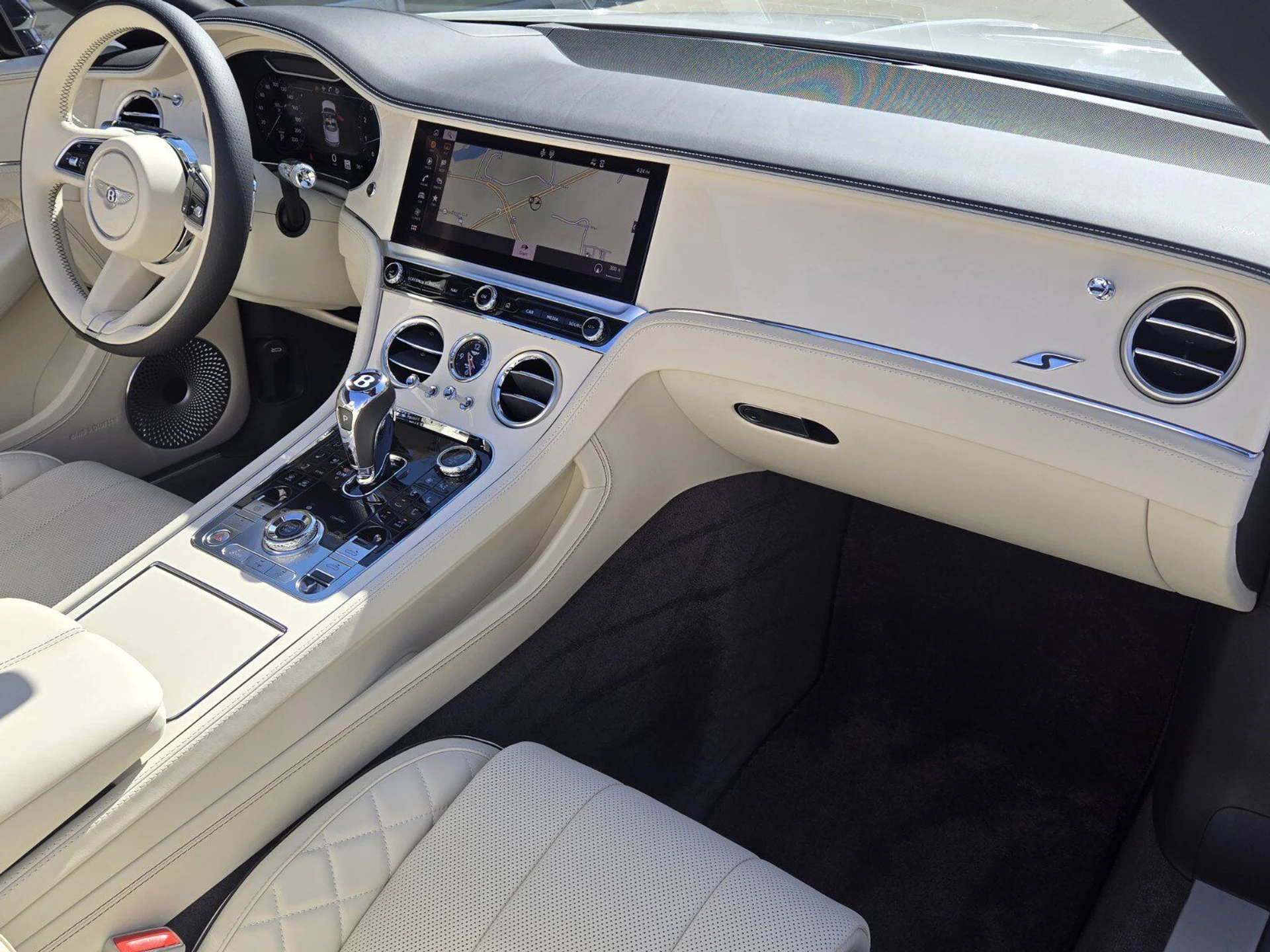 mph001_858374695_8be81c8de942964be36b395f33696e4bx_ebee433dd1