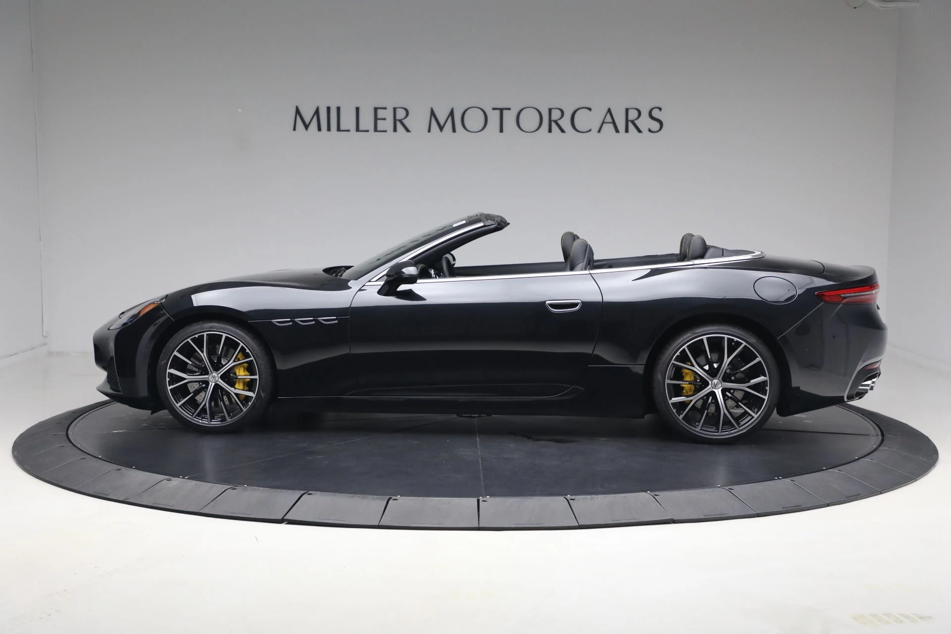 mph001_884357897_New_2026_Maserati_Gran_Cabrio_1780523528_ad03bb0894