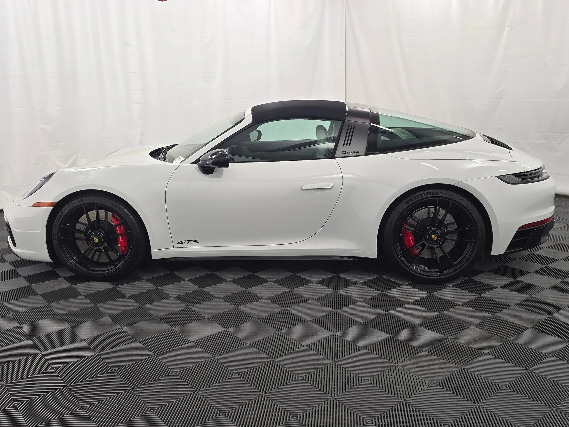 mph001_88526717_55487f155cb1587a6e9eb4416e2b79b0x_acae705862