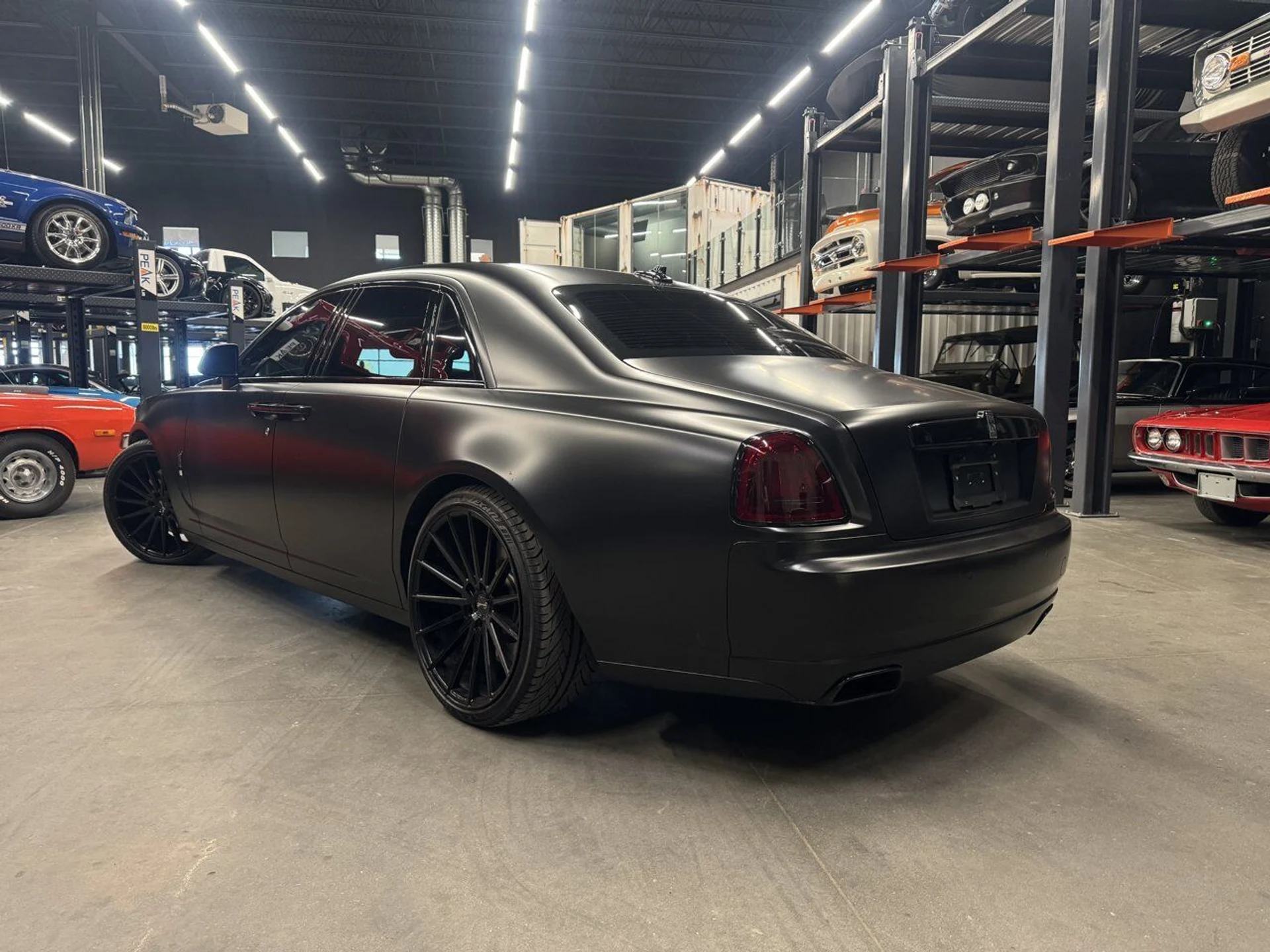 mph001_888065887_rolls_royce_ghost_2012_c92785b90a