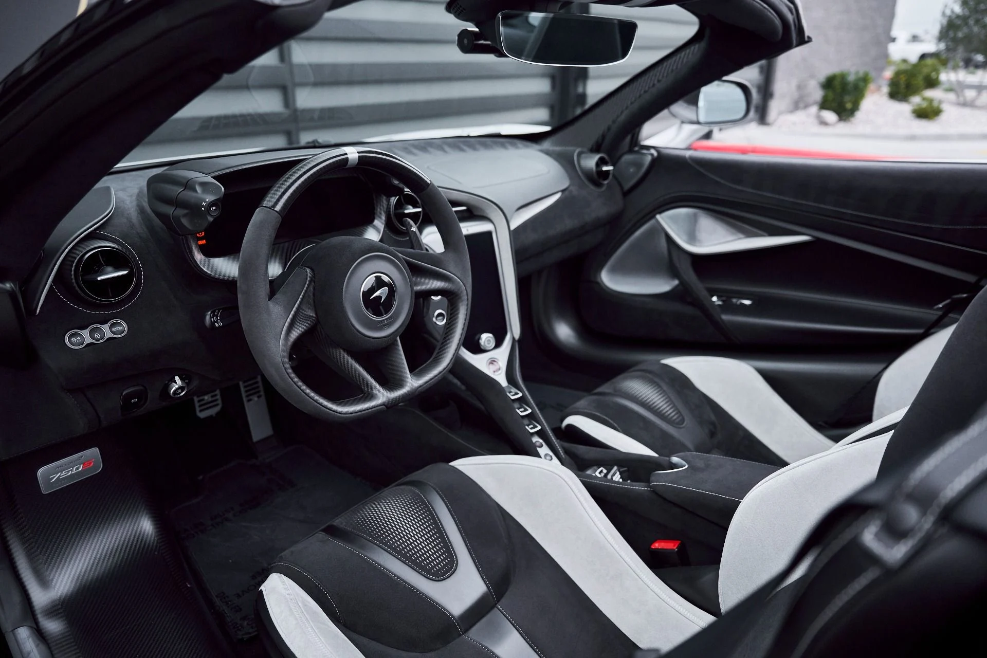 mph001_888868166_Used_2024_Mc_Laren_750_S_1767753216_eb2059656a