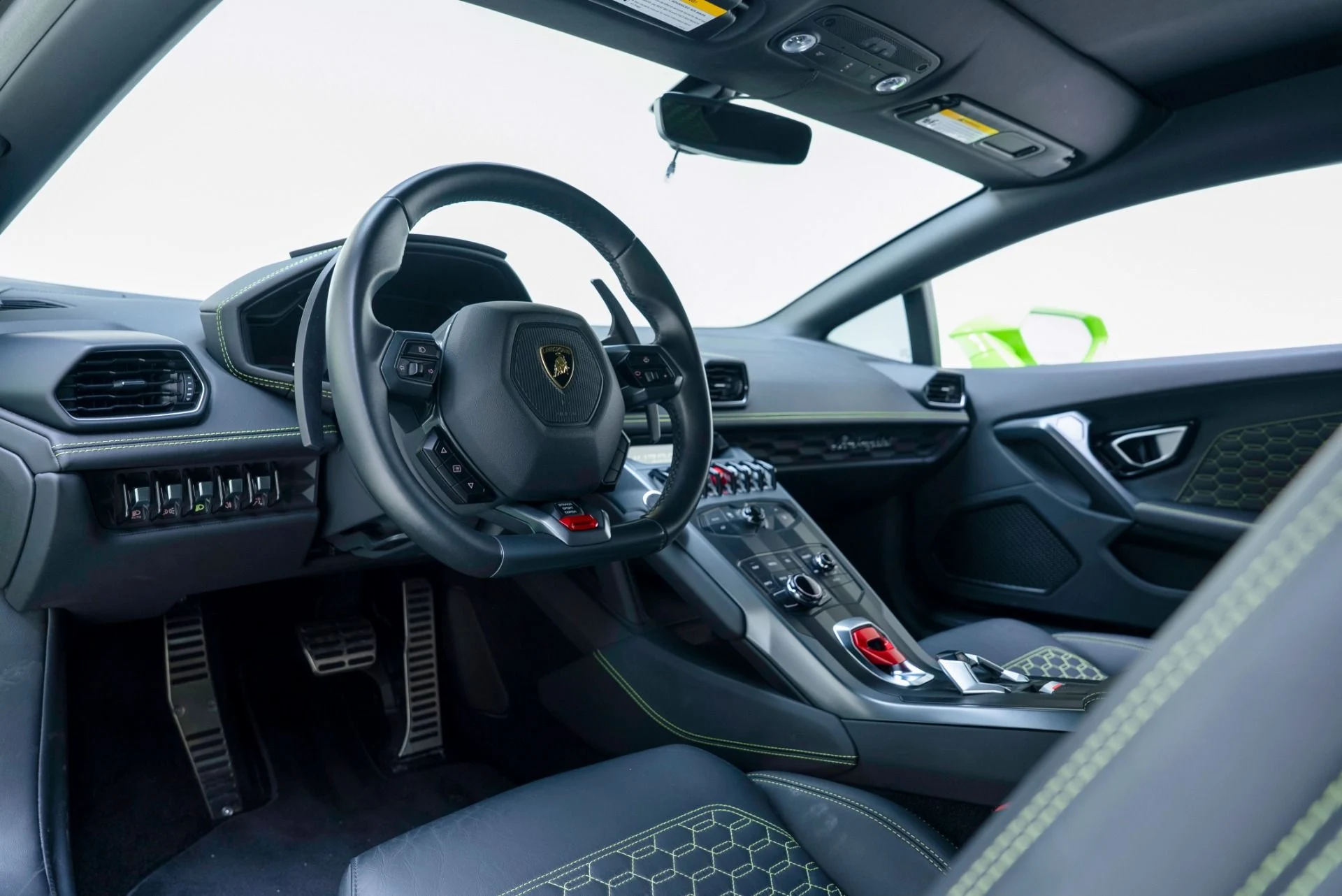 mph001_889402070_Used_2019_Lamborghini_Huracan_LP_580_2_1780329686_332bdcd55f