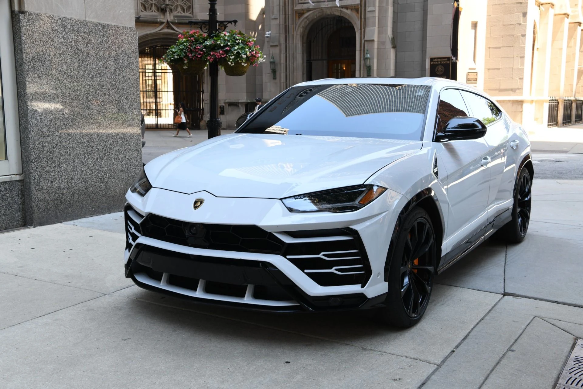 mph001_889816940_Used_2021_Lamborghini_Urus_1752869019_2194c40215