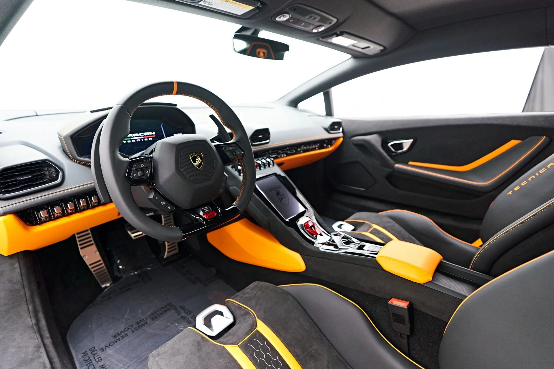 mph001_910506375_Used_2024_Lamborghini_Huracan_Tecnica_Base_1743700973_7bce346ba8