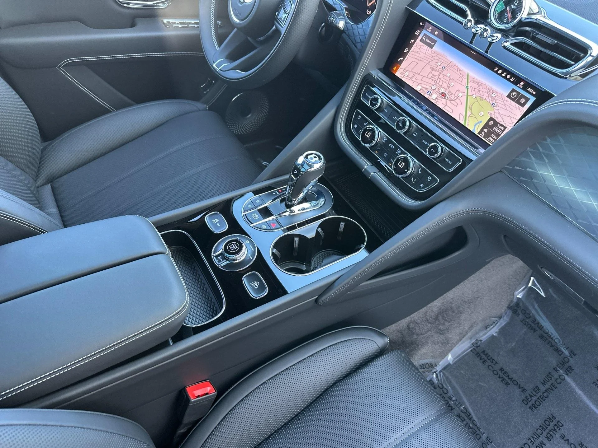 mph001_910970367_New_2025_Bentley_Bentayga_V8_1755698830_e40db8b414