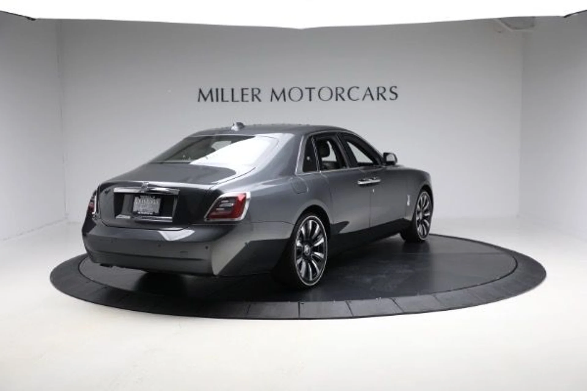 mph001_915592020_Used_2024_Rolls_Royce_Ghost_9a29b21b38