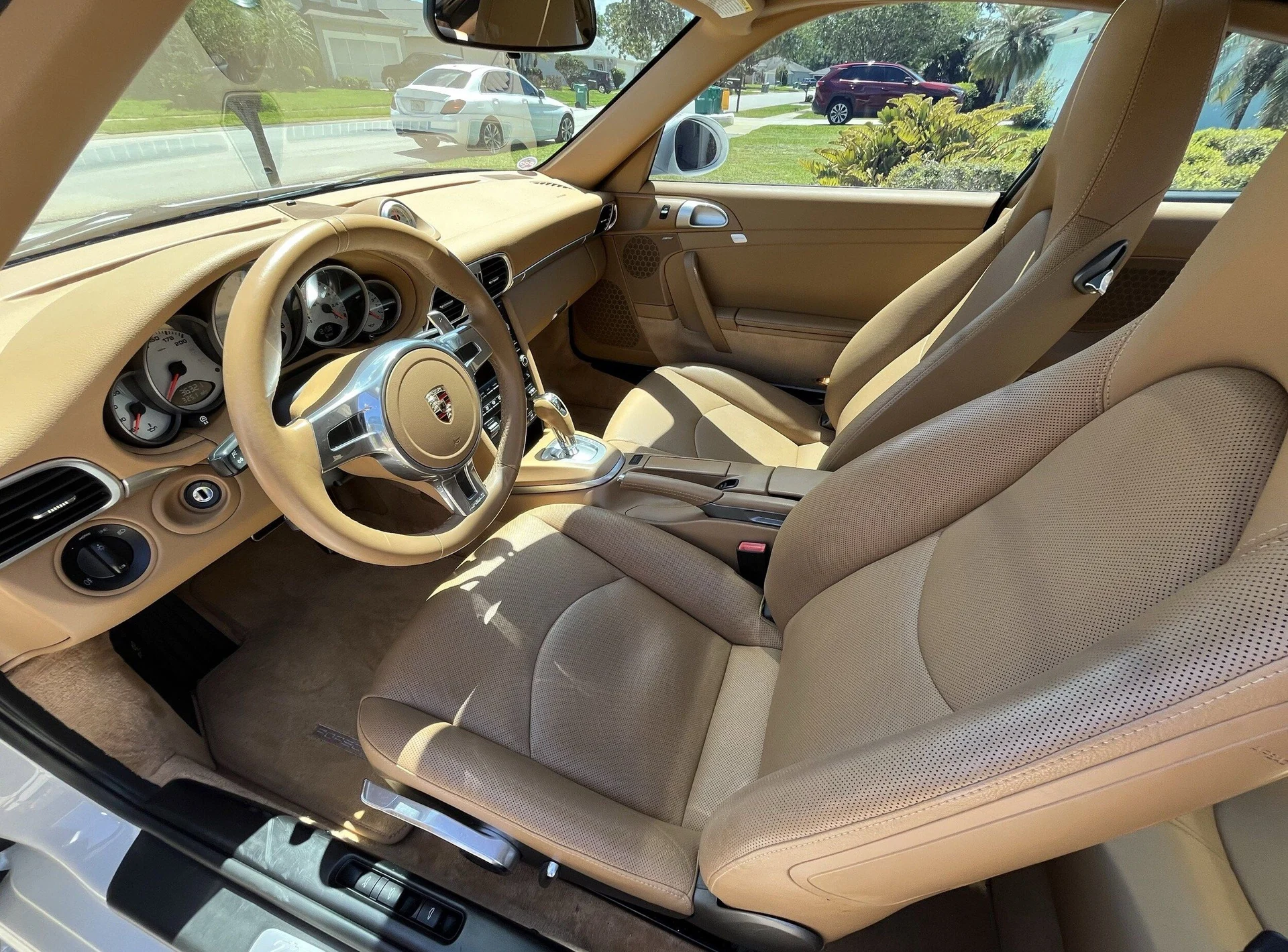 mph001_923811065_495c3d681dcc48fbba54c1263a731e87x_8c8cae6392