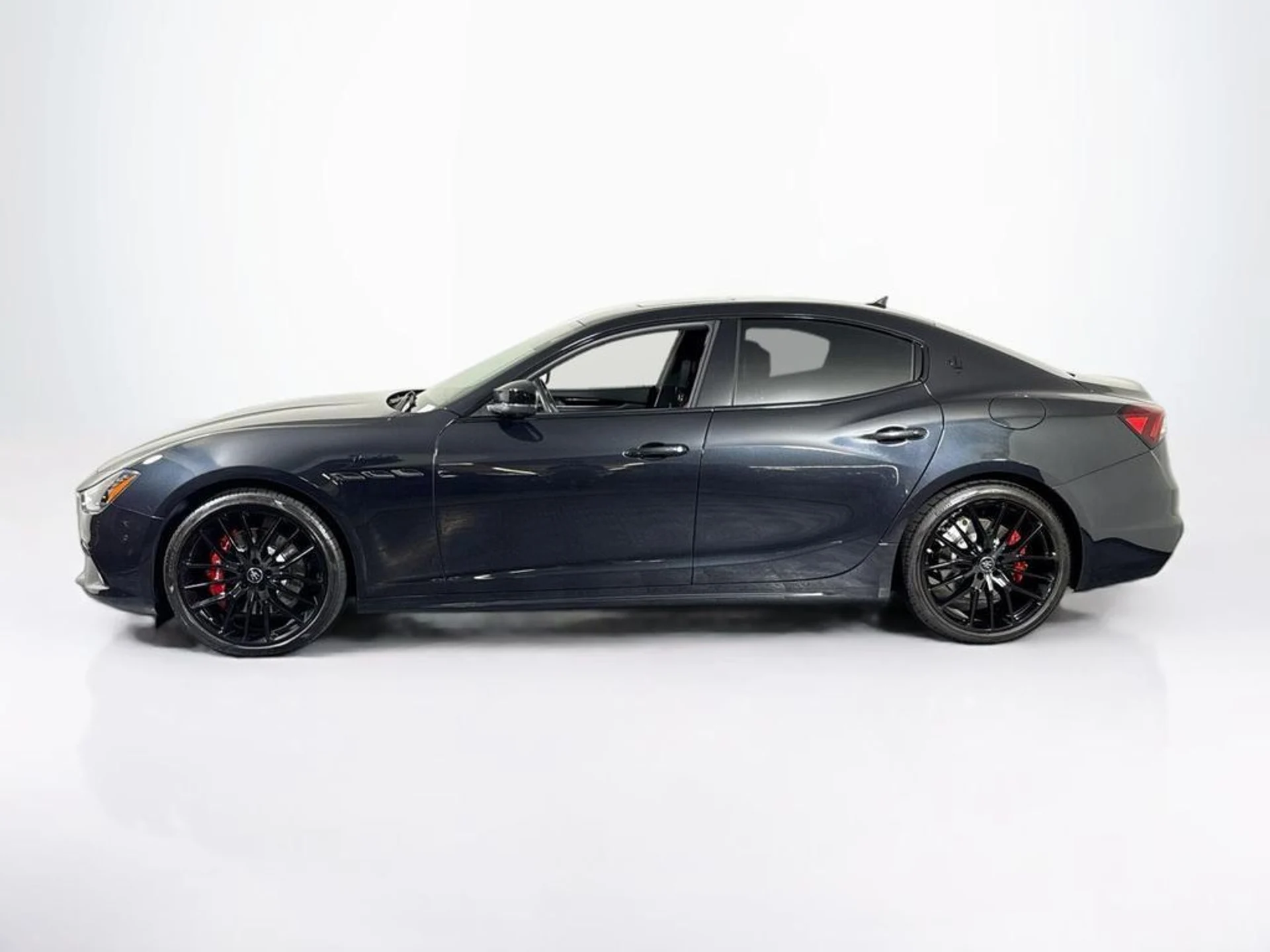 mph001_928856583_used_2022_maserati_ghibli_modena_11350_23041612_2_1024_bcf1ed129f
