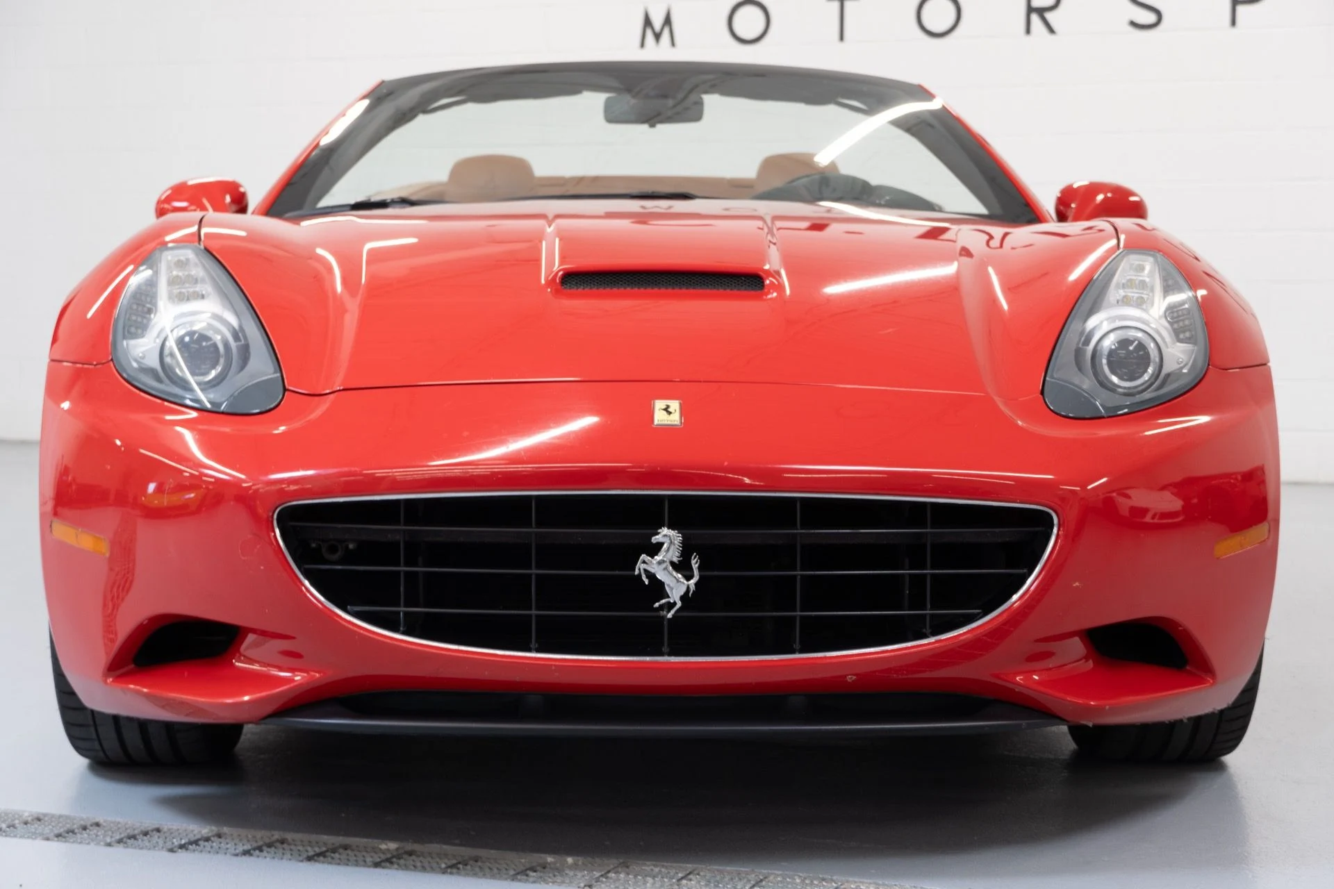 mph001_936605492_Used_2012_Ferrari_California_1757704542_77645cab4a