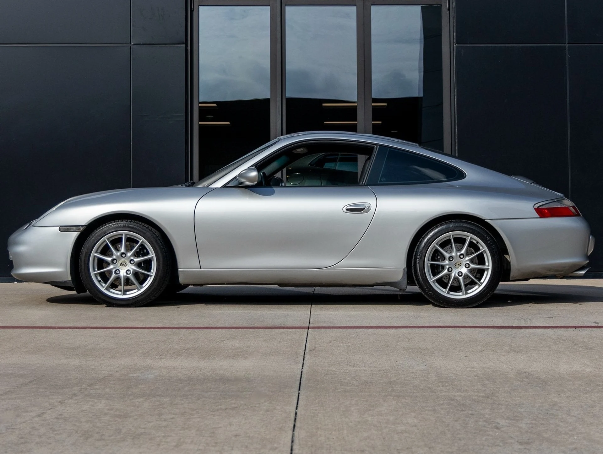 mph001_937502784_2_e102935d17