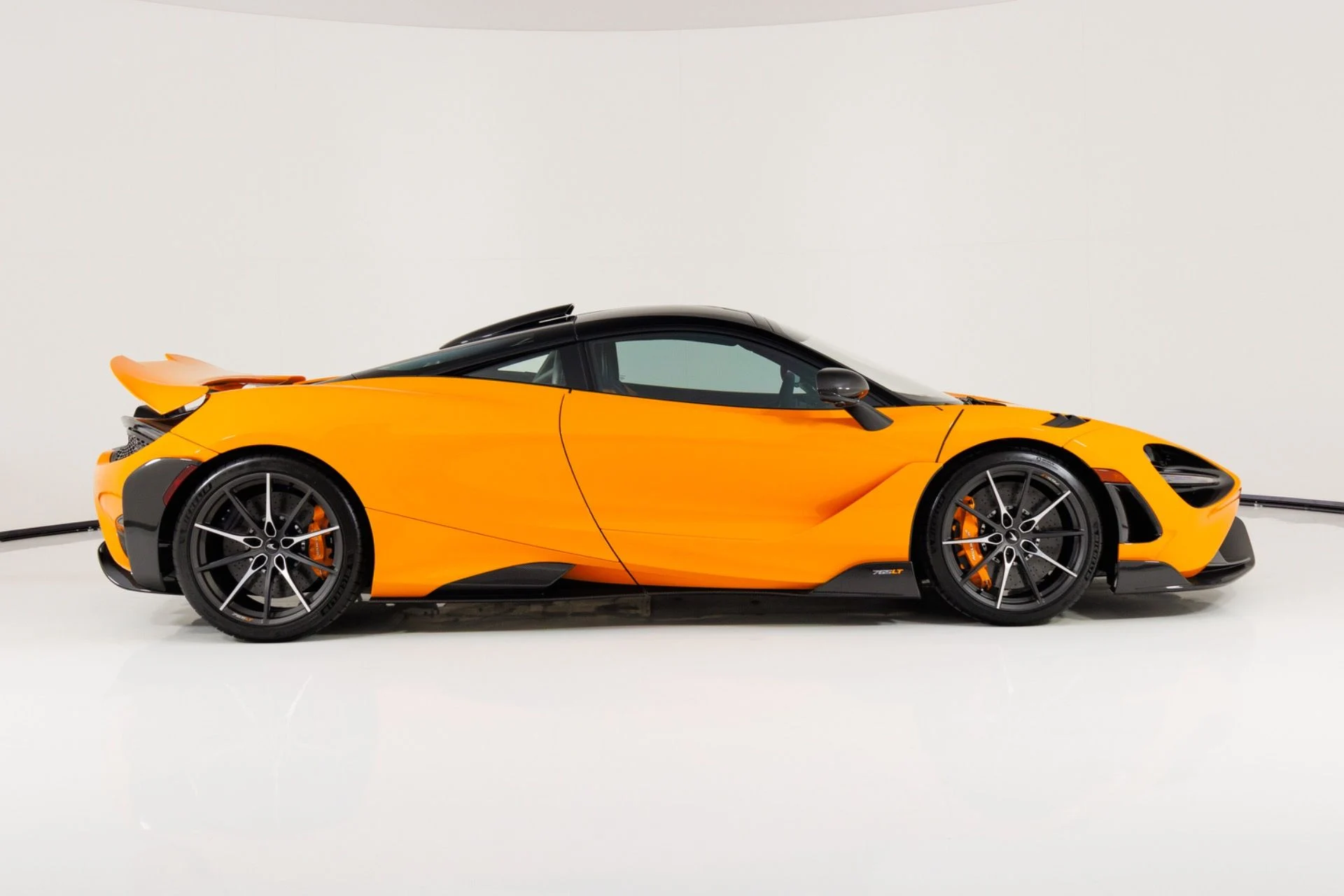 mph001_937959977_Used_2021_Mc_Laren_765_LT_1790963861_837ac726a9