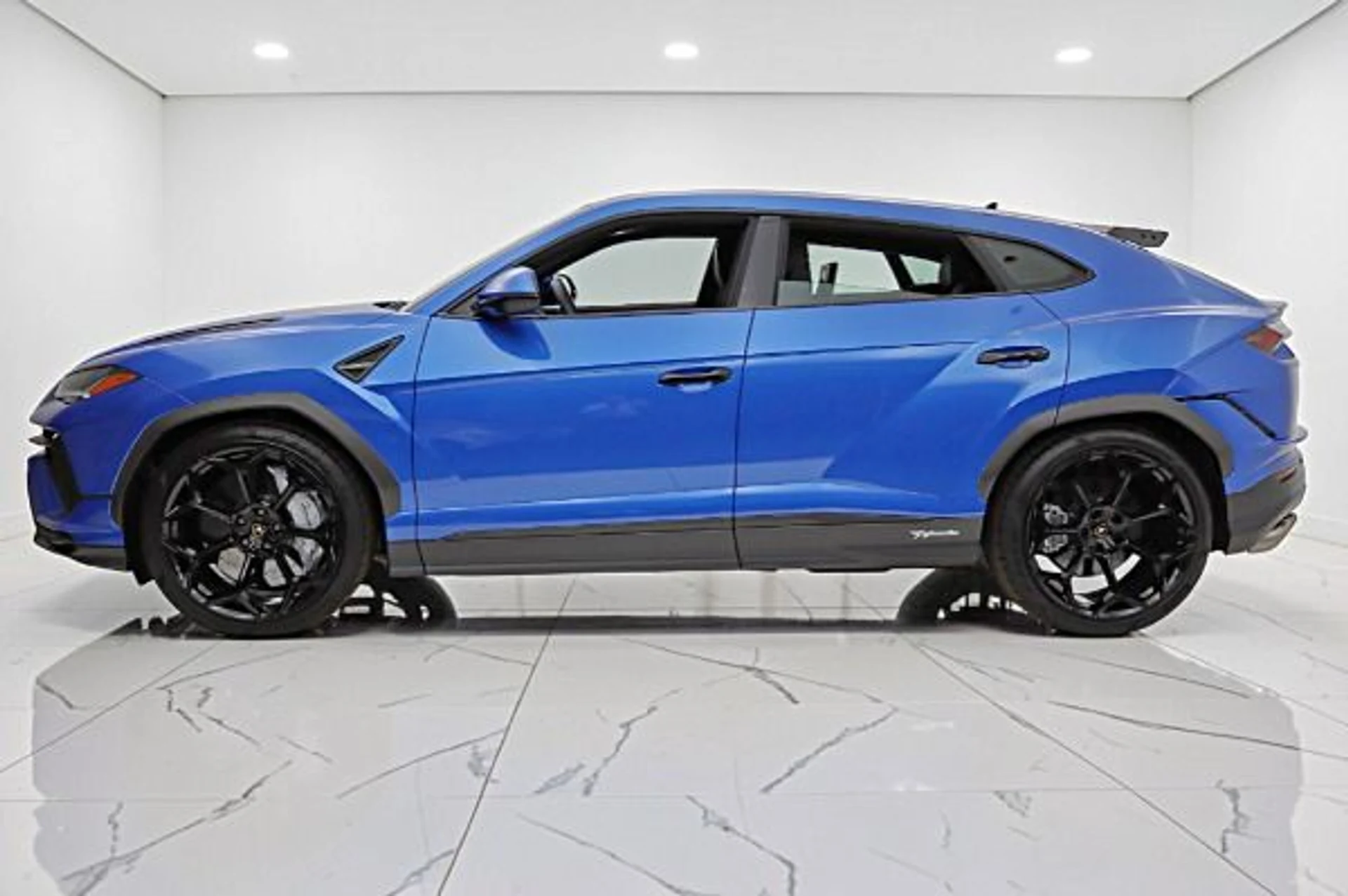 mph001_941018816_Used_2024_Lamborghini_Urus_Performante_LEASE_OPTIONS_AVAILABLE_d2ae7dbdf1