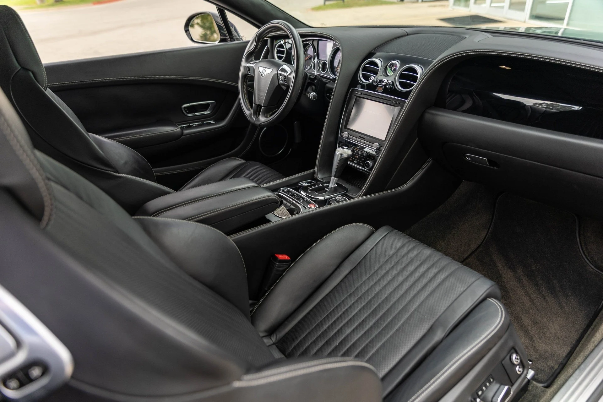 mph001_944059542_Hi_Tech_Luxury_Imports_LLC_SCBFH_7_ZA_5_GC_055059_image_1_85a712fe63