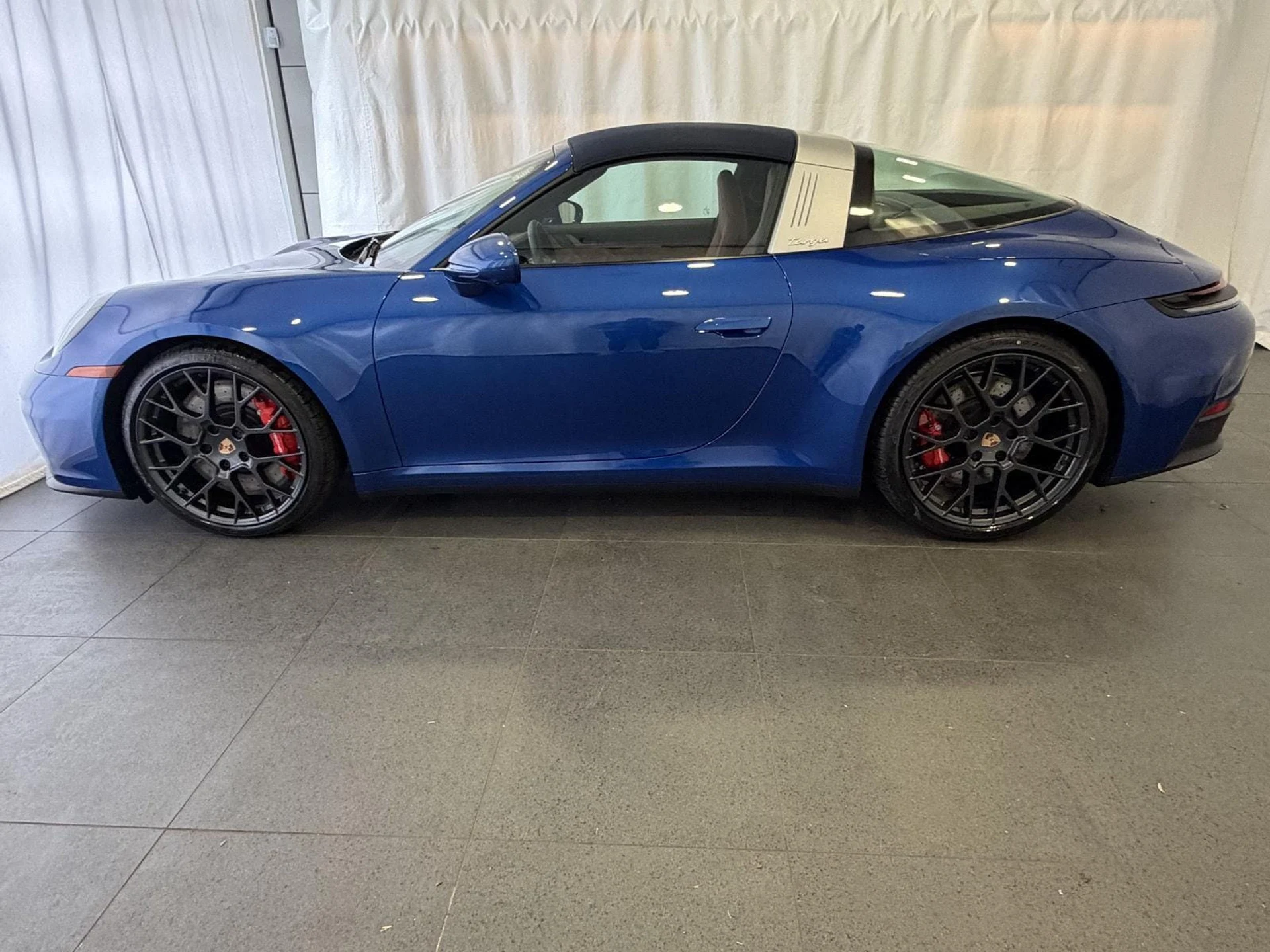 mph001_944078602_5016976bf57b2cd7ca0f561b654e82f8x_f746492df6