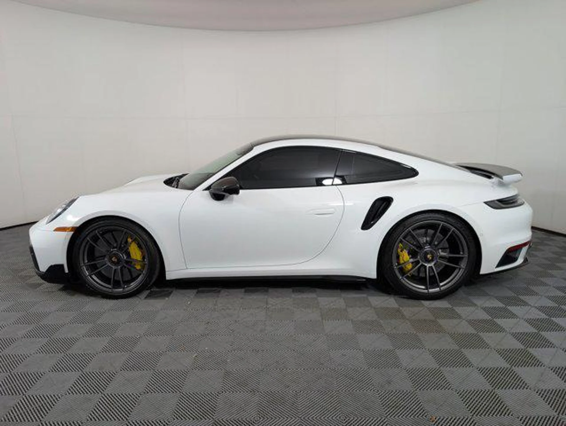 mph001_955084387_2_VU_2_N1_E_Un_Yk_Uu9_Bl3_Bc_Coy_V8_Se_Q_7ca0aa4ff2